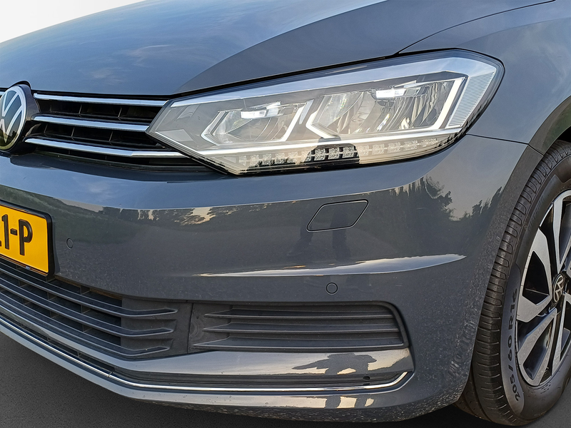 Volkswagen Touran 1.5 TSI Active 7p Mooie complete auto — photo 11