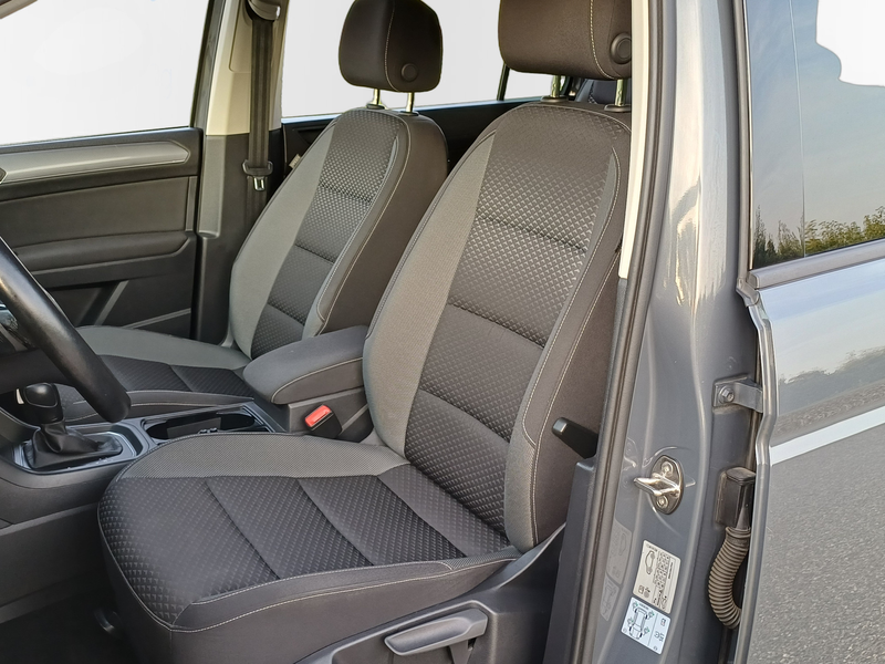 Volkswagen Touran 1.5 TSI Active 7p Mooie complete auto — photo 23