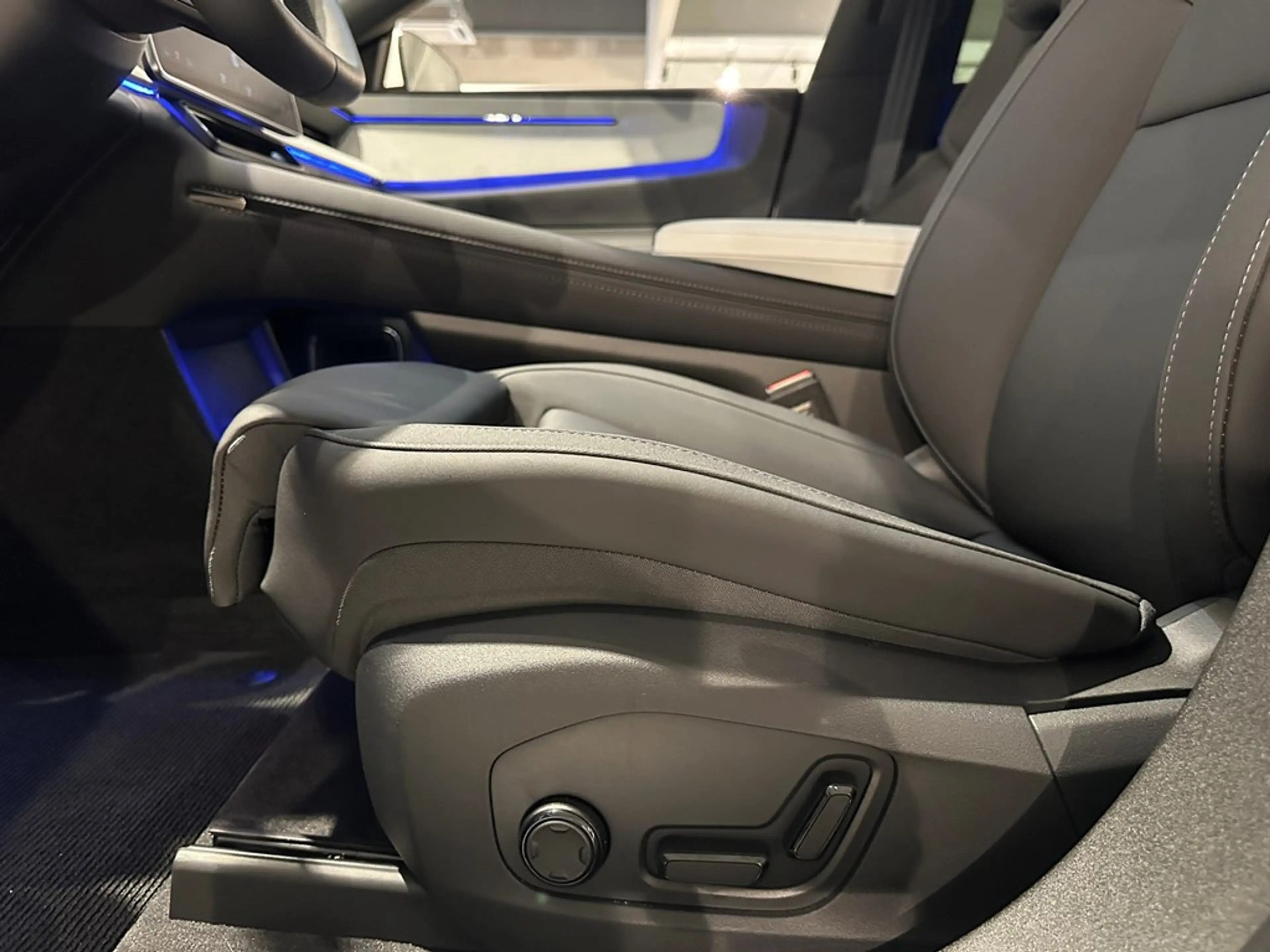Polestar 4 Long Range Pilot Plus — photo 6