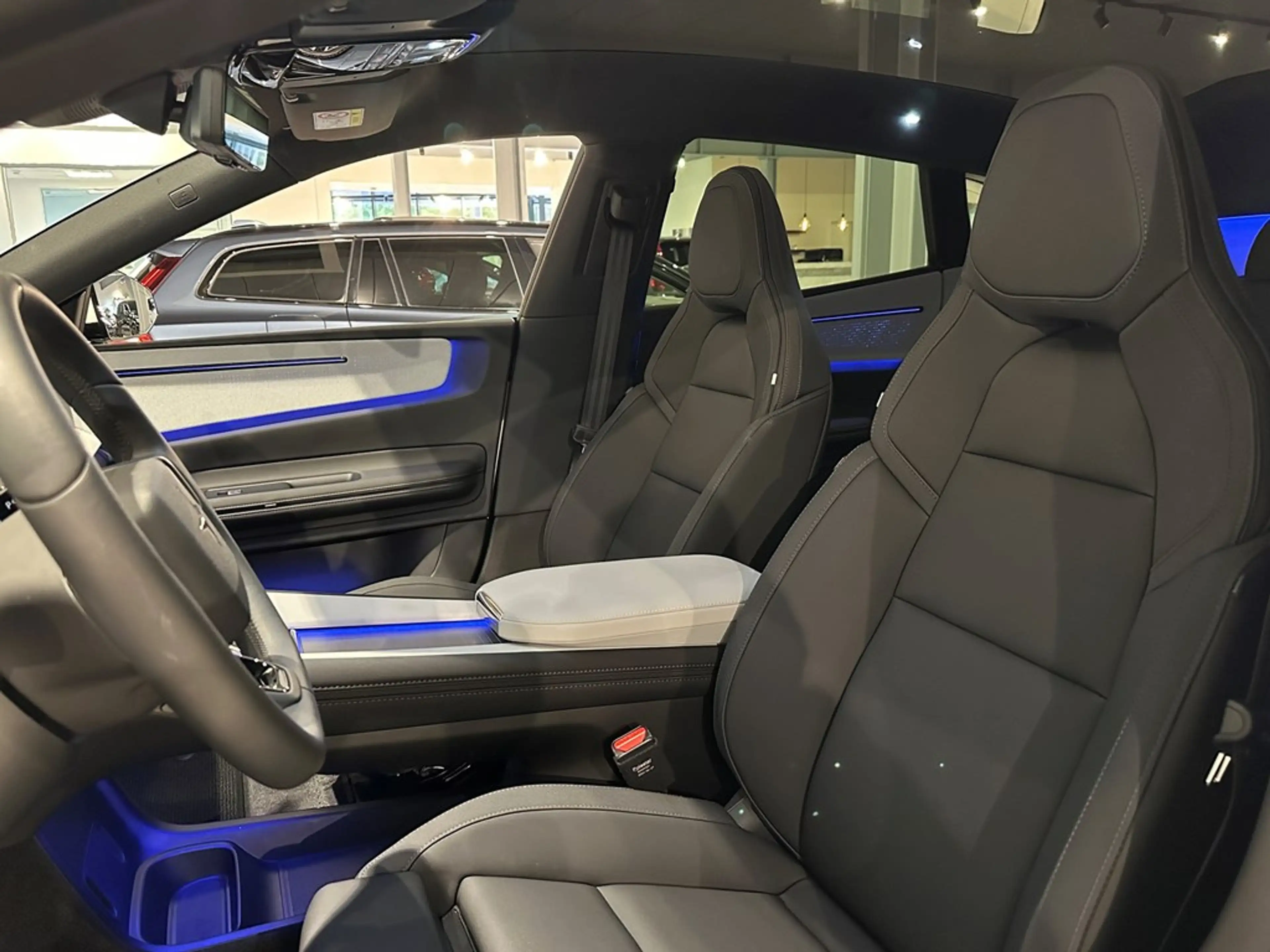Polestar 4 Long Range Pilot Plus — photo 5