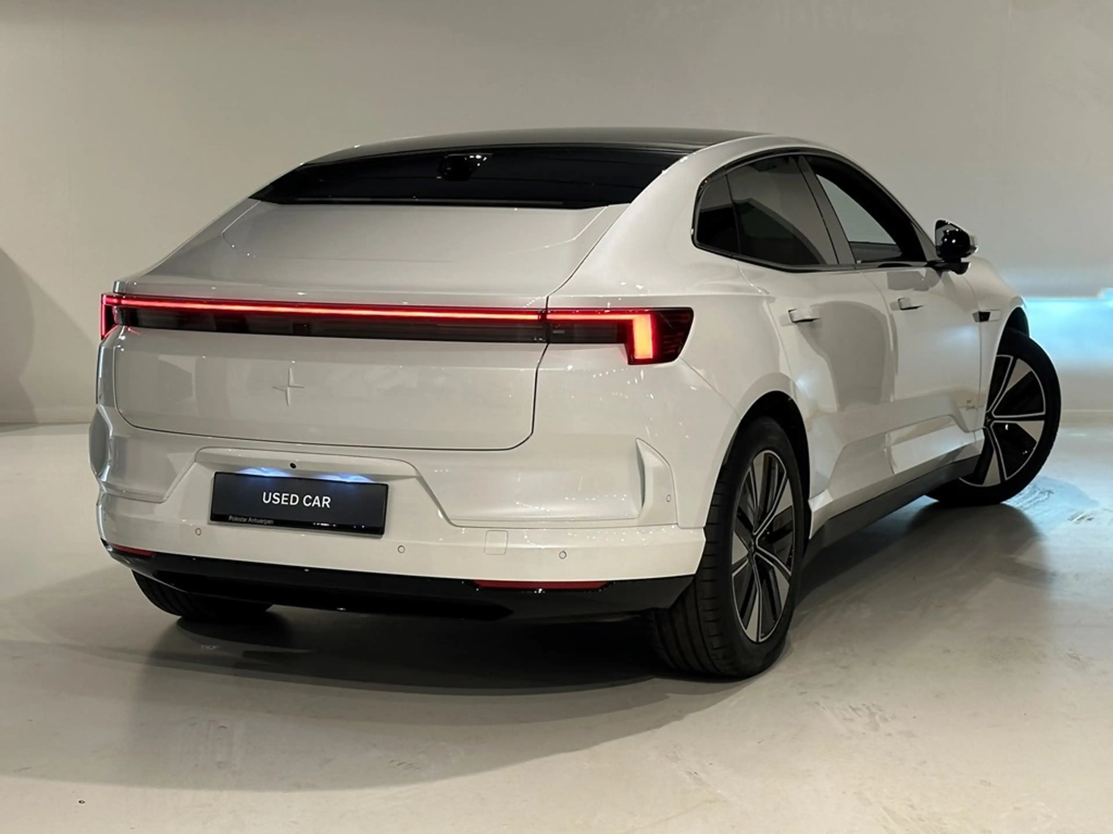 Polestar 4 Long Range Pilot Plus — photo 2