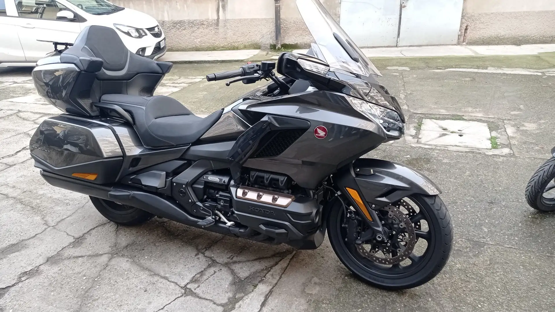 Honda Gold Wing DCT TOUR ABS Grigio - 1