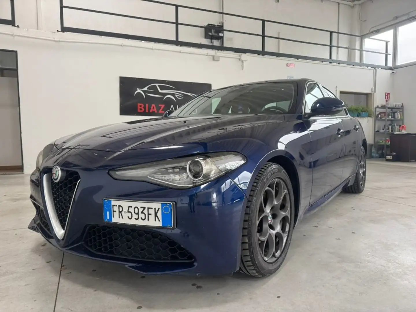 Alfa Romeo Giulia 2.2 Turbodiesel 150 CV AT8 Super Blauw - 1