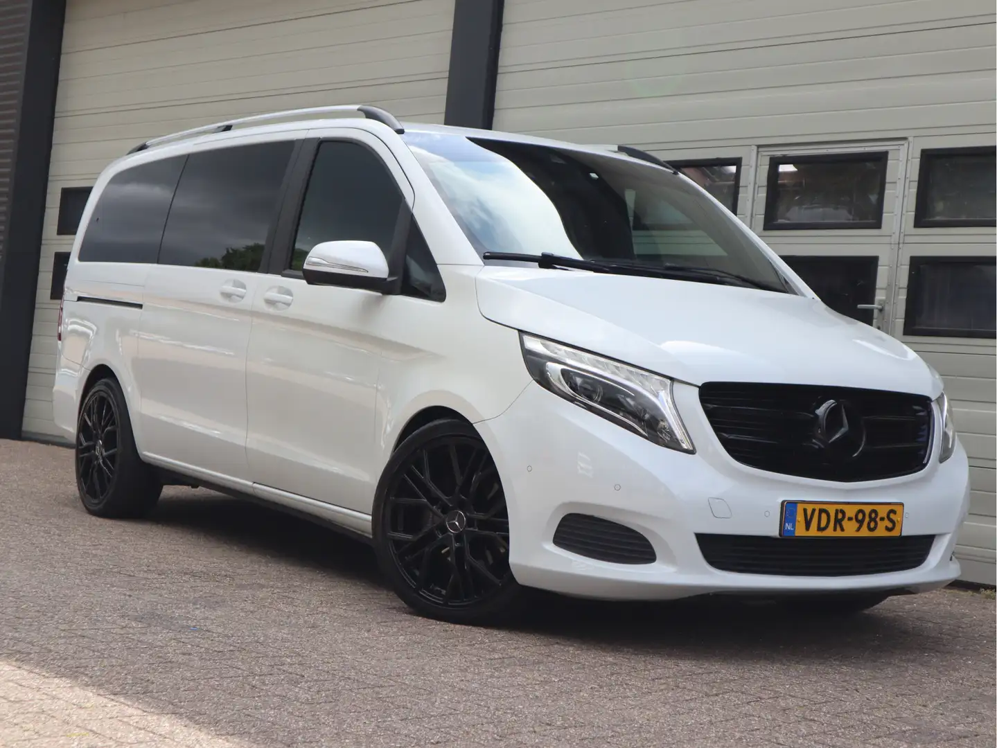 Mercedes-Benz V 250 250d Euro 6 - AppleCarplay - Trekhaak - MARGE Wit - 2