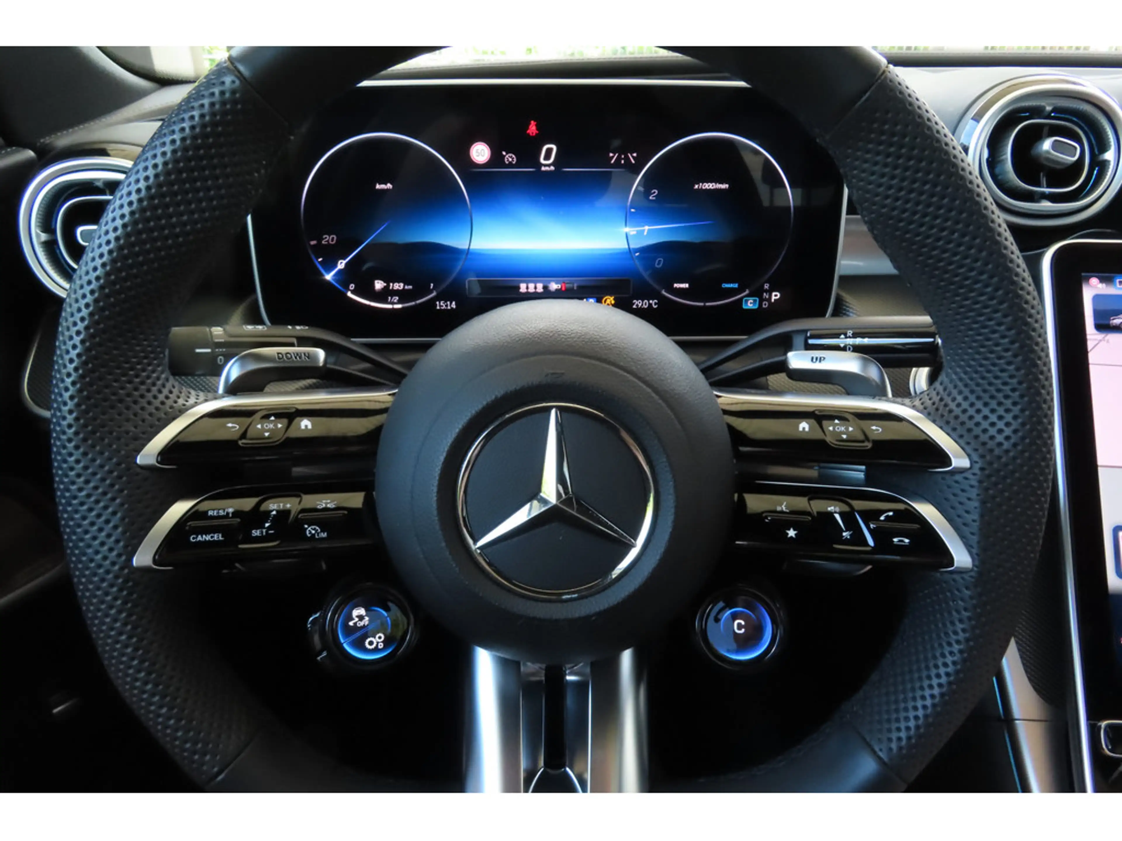 Mercedes-Benz C 43 AMG 4Matic KAMERA NAVI HUD LED PANO 360° — photo 12