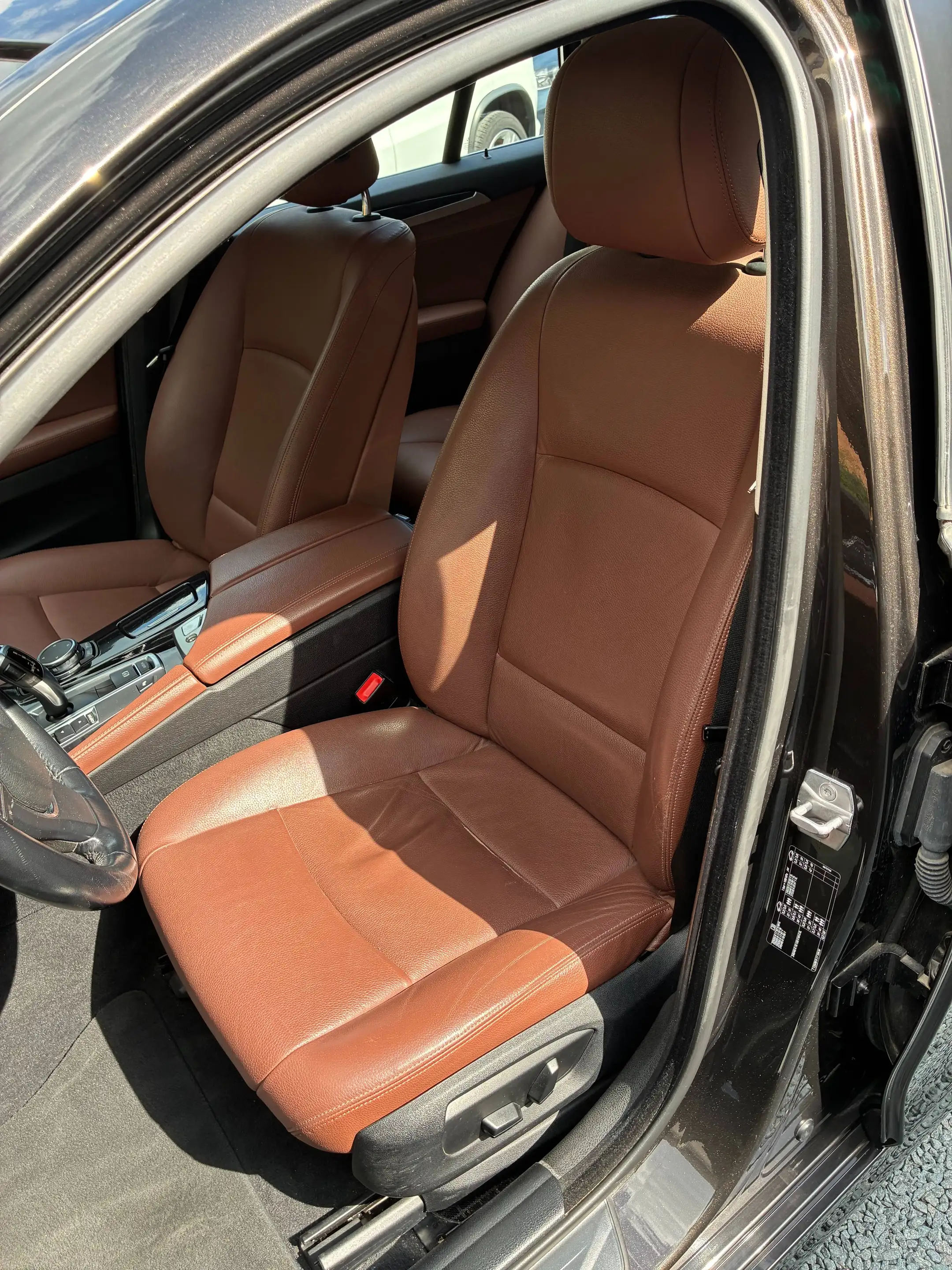 BMW 518 Touring 518 dA — photo 12