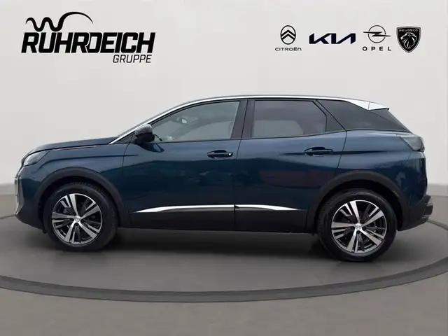 Peugeot 3008 view 2