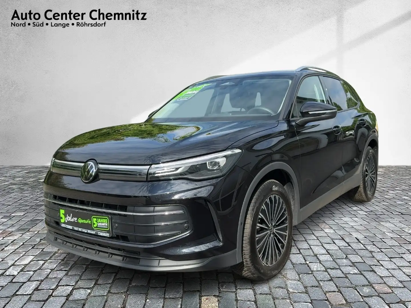 Volkswagen Tiguan 2.0 TDI DSG Life LED/Navi/Kamera/SHZ/PDC Schwarz - 2