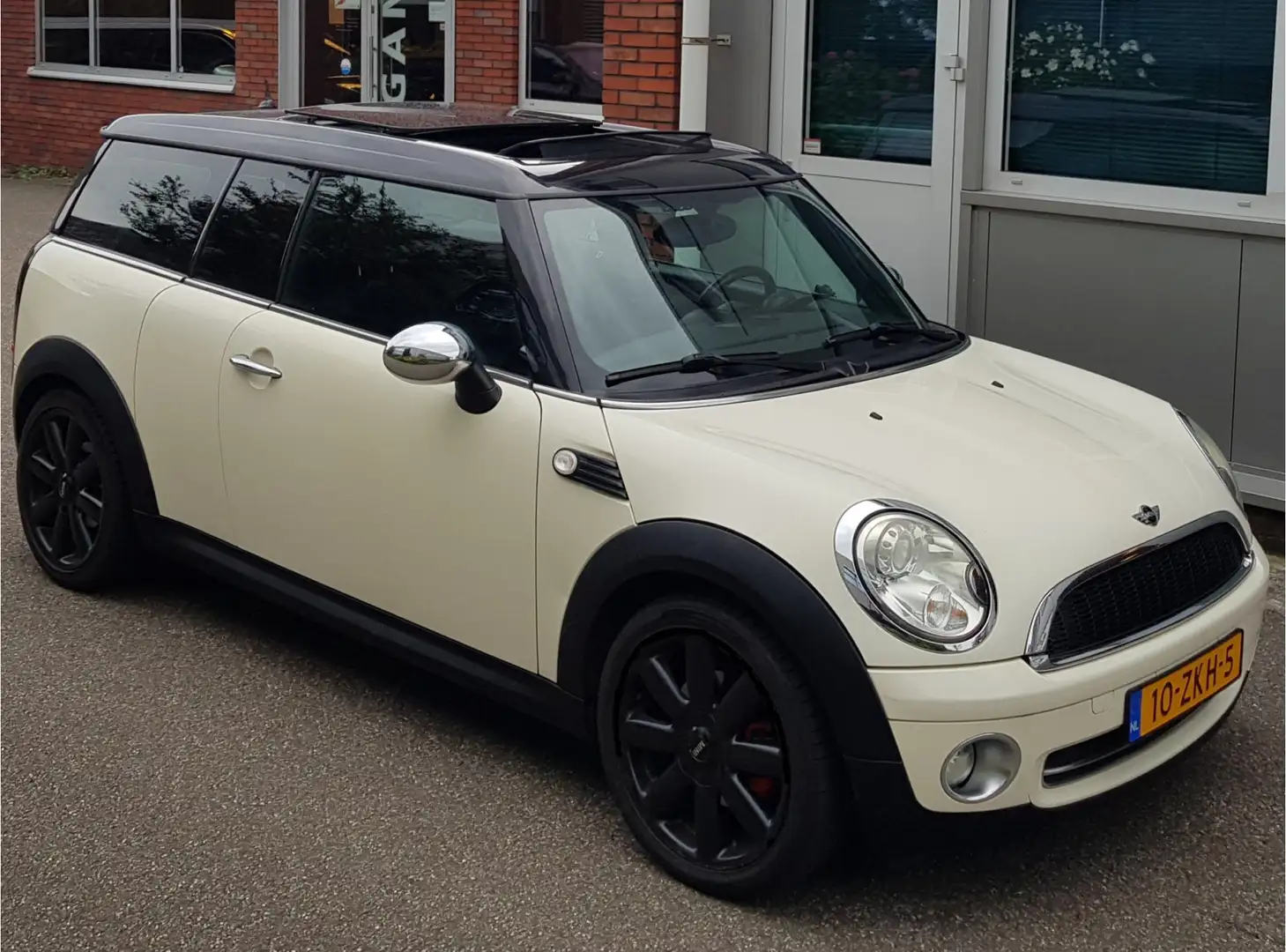 MINI Cooper Clubman 1.6 143.585Km PanoDak Xenon Cruise 17" Alb - 1