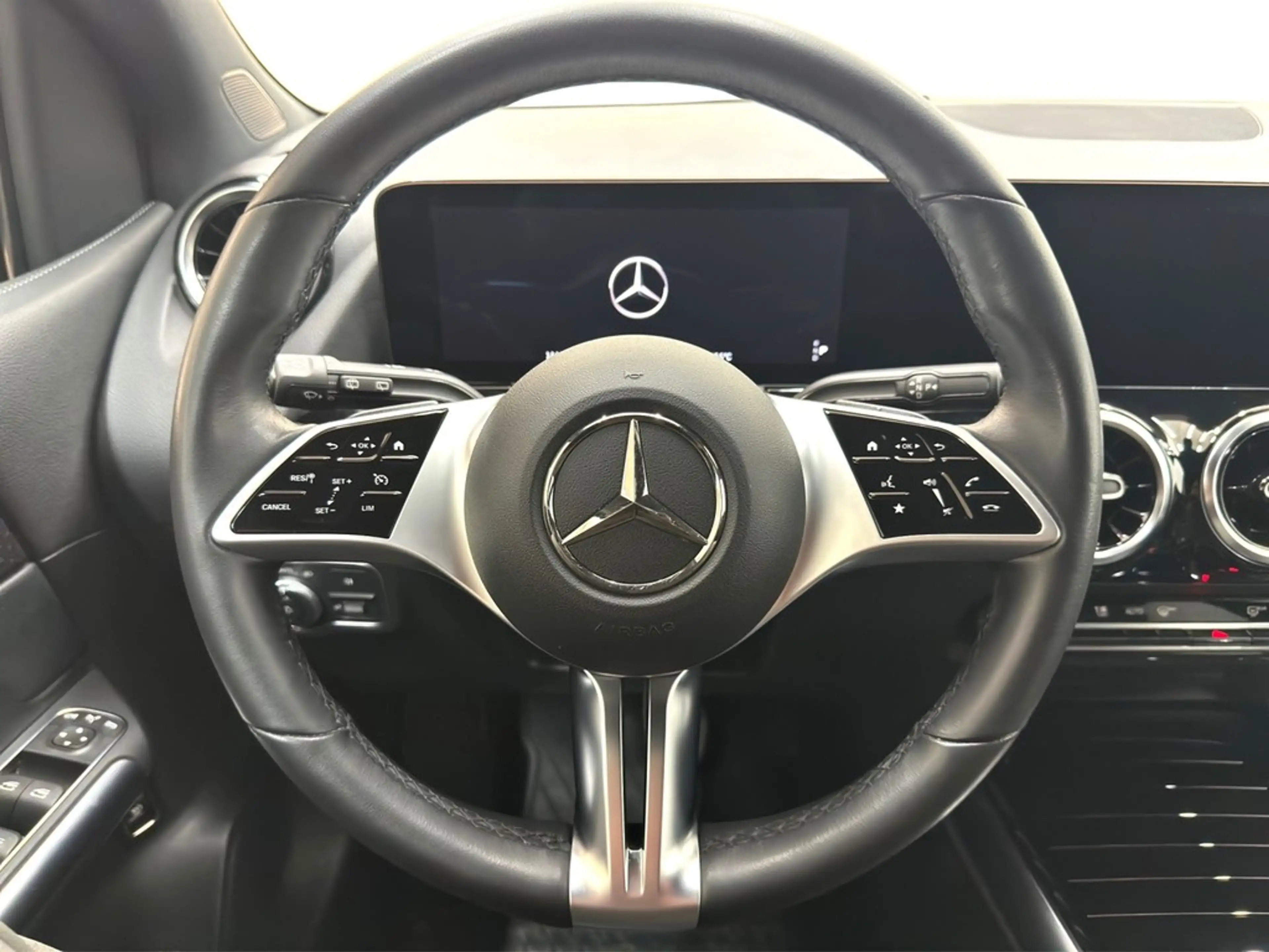 Mercedes-Benz B 220 4Matic Advanced AHK*LED*NAV*SHZ*PDC*KAMERA*TEMP... — photo 13