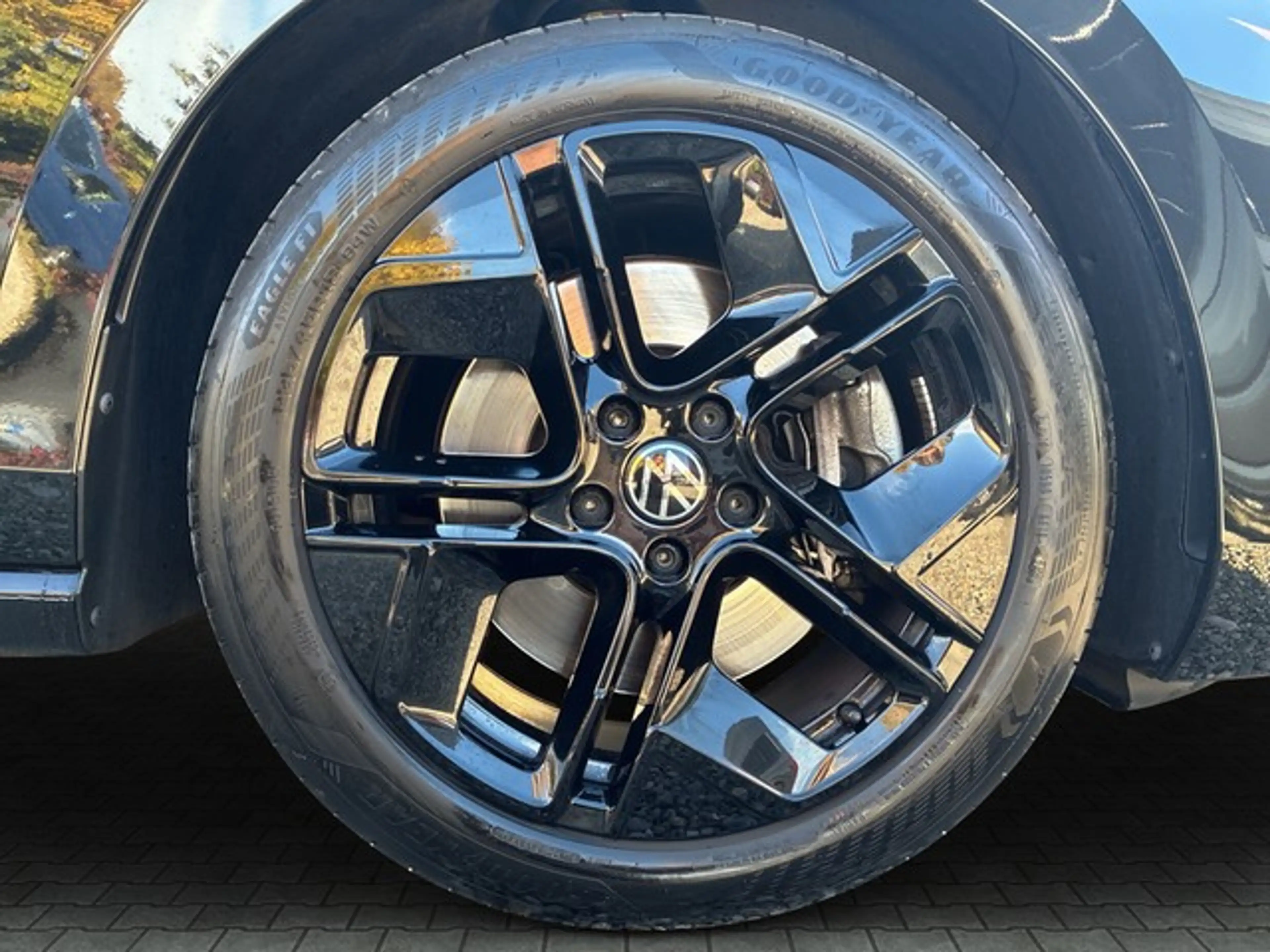 Volkswagen Passat Variant R-Line 2.0 TDI 4MO. DSG*LED*NAVI* — photo 9