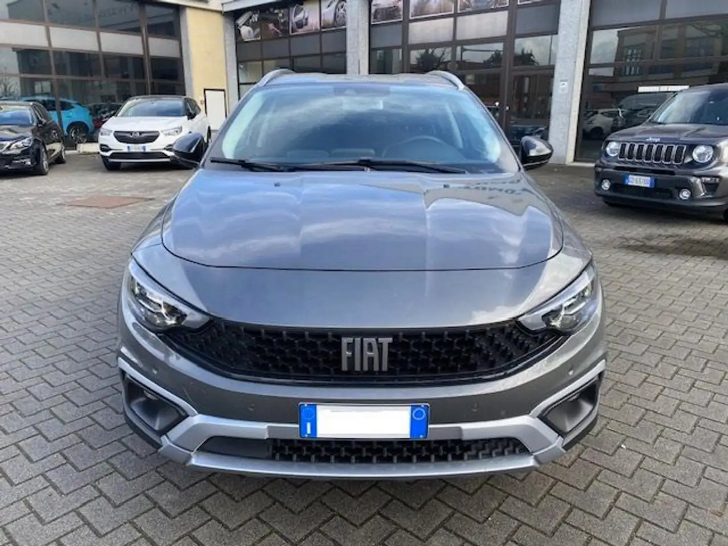 Fiat Tipo 1.0 5 porte Cross navi led Occasione Grigio - 2