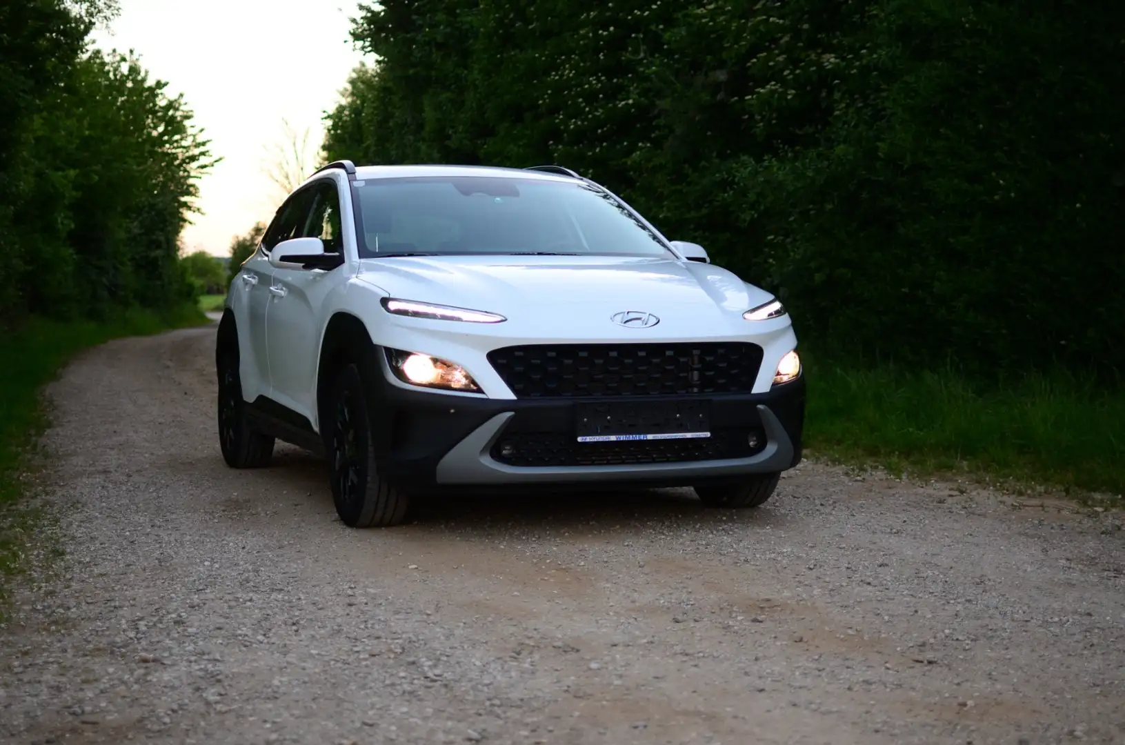Hyundai KONA 1,0 T-GDI 2WD Smart line - 1