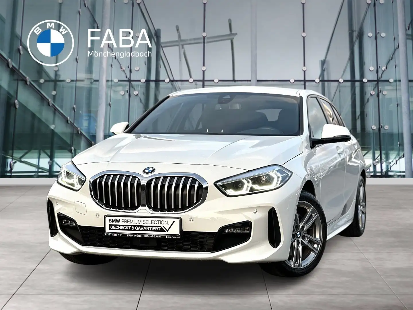 BMW 118 i Hatch M Sport HK HiFi DAB LED WLAN Shz Weiß - 1