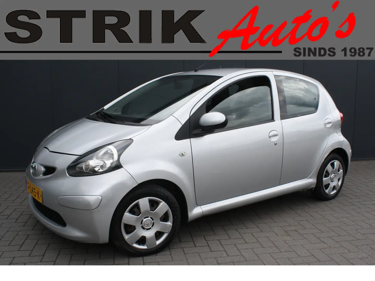 Toyota Aygo 1.0-12V - AIRCO - 5-DEURS - APK 7-26 Grijs - 1