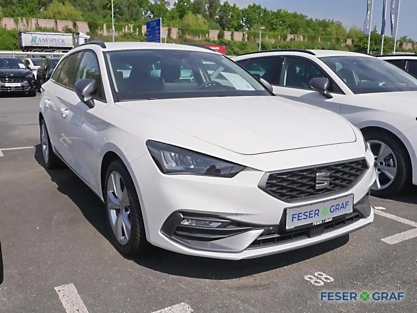 SEAT Leon Sportstourer FR 1.5 TSIe - ACC,NAVI,RFK Blanco - 2
