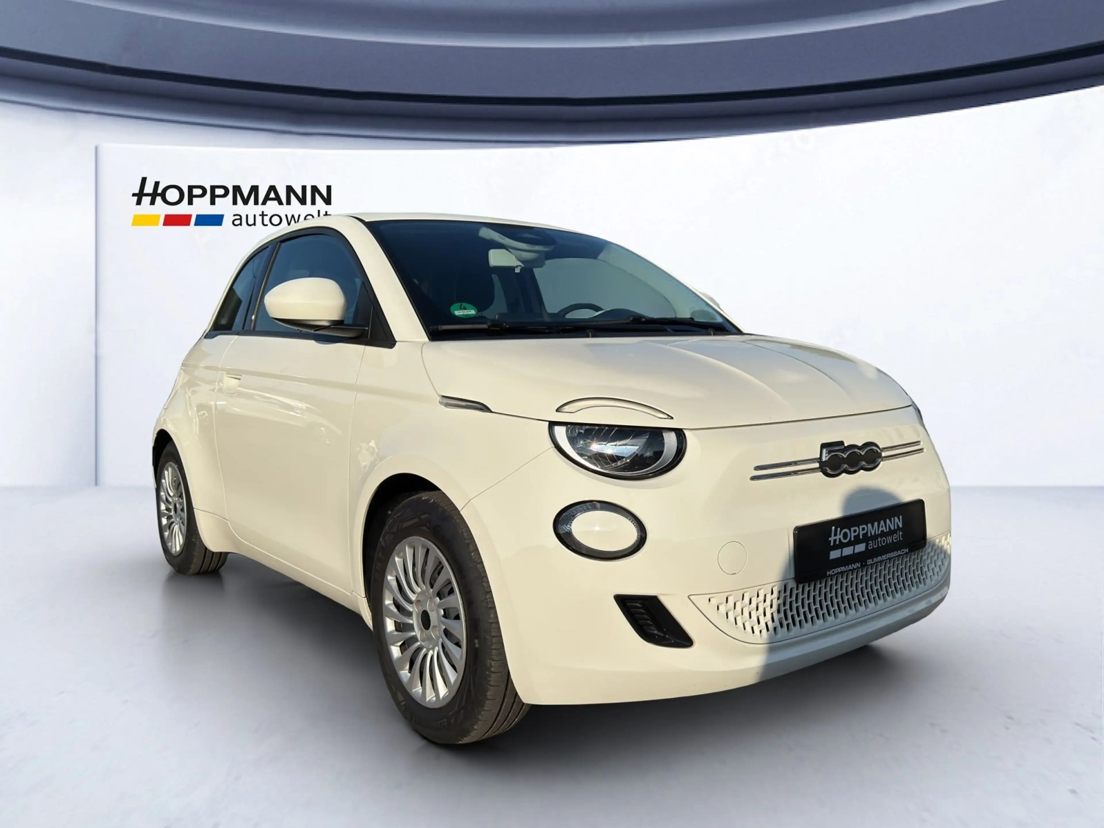 Fiat 500e *LED*CARPLAY*KLIMA* — photo 3
