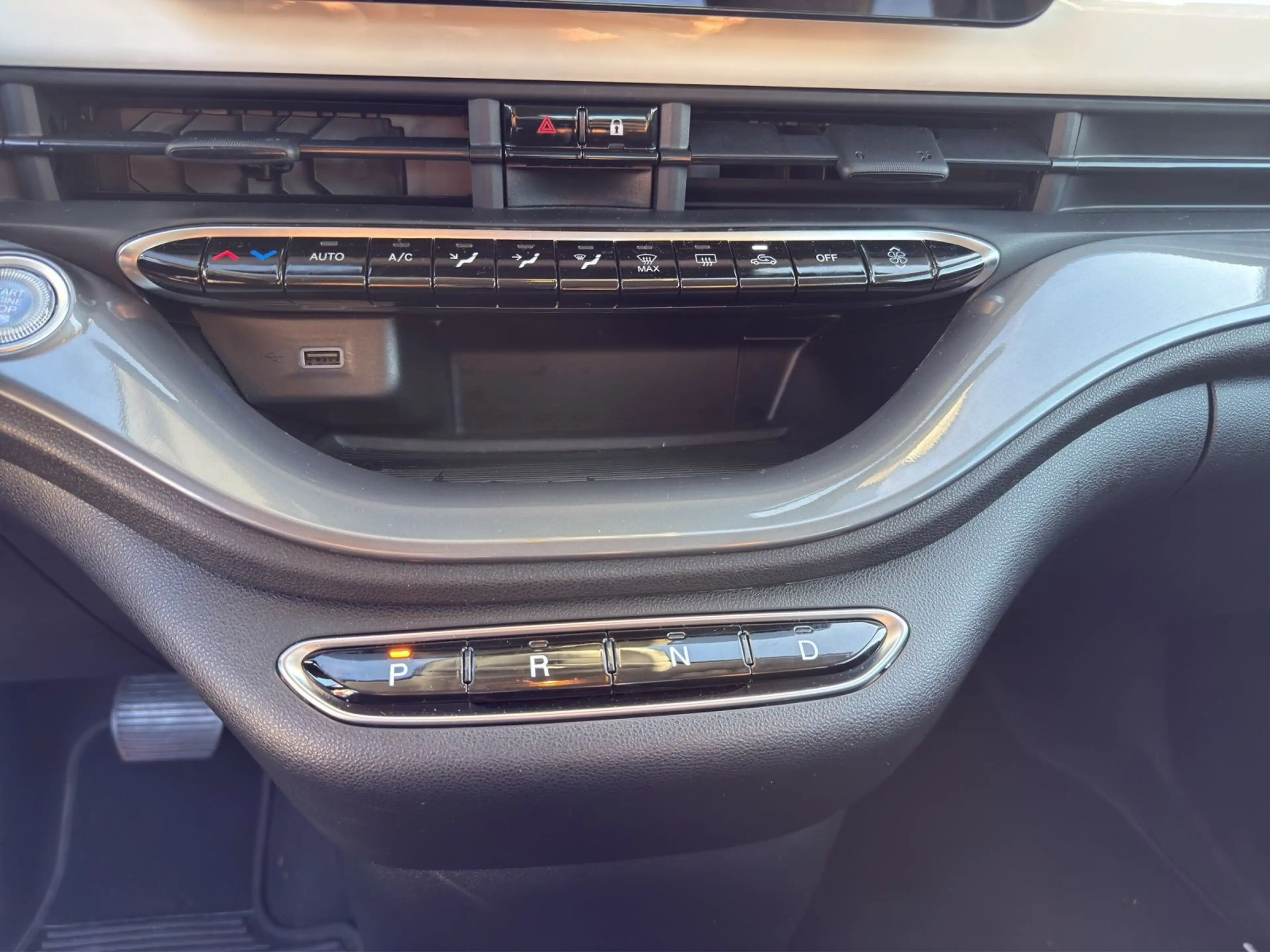 Fiat 500e *LED*CARPLAY*KLIMA* — photo 12