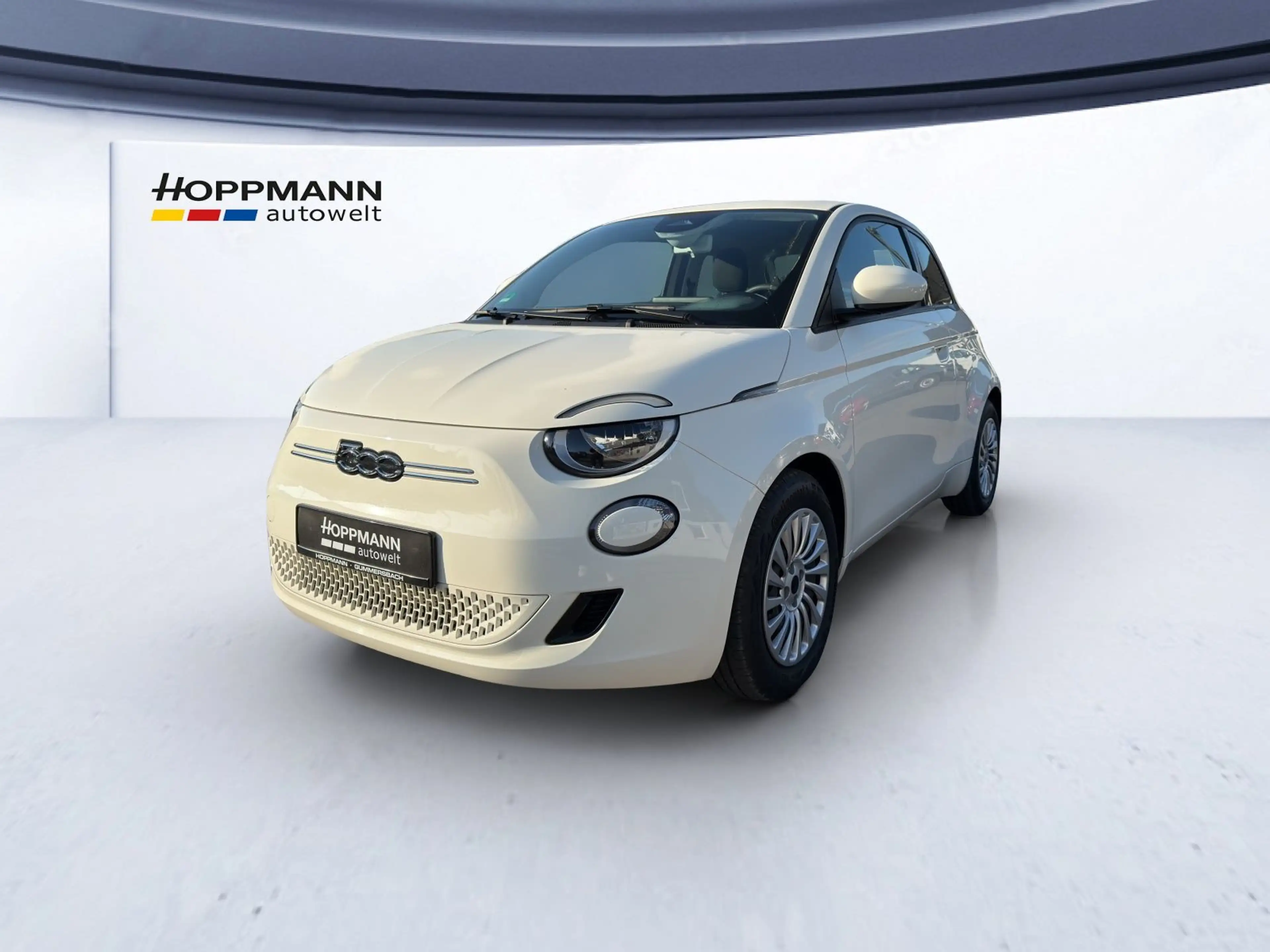 Fiat 500e *LED*CARPLAY*KLIMA* — photo 2