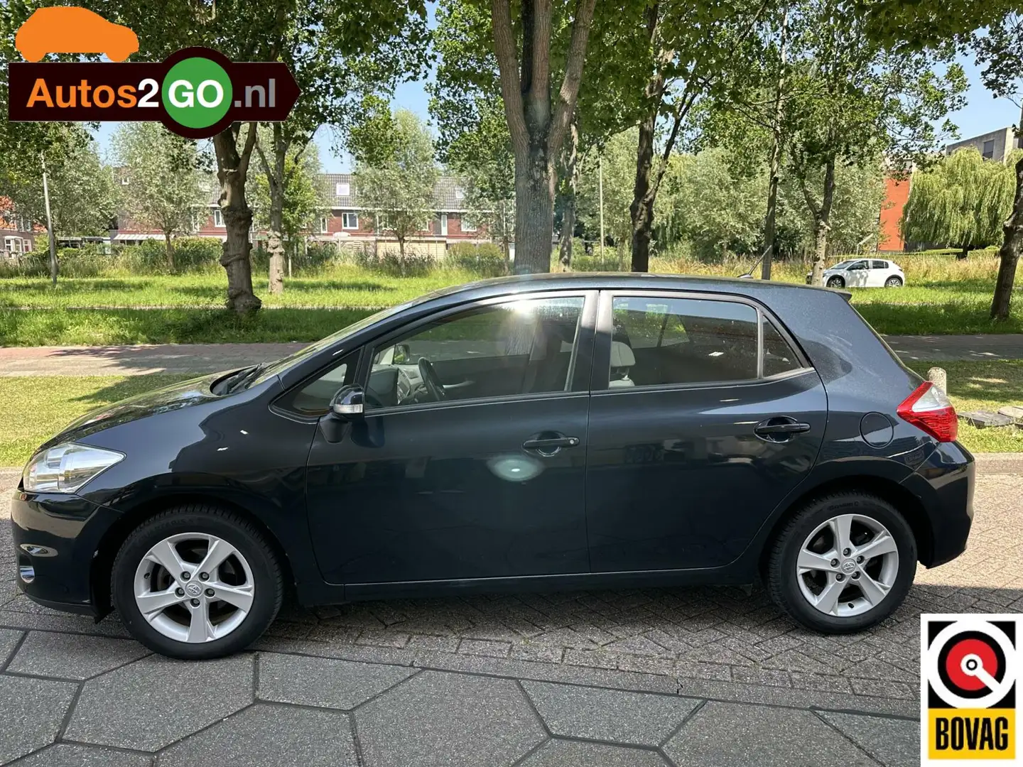 Toyota Auris 1.6 Comfort Nero - 2