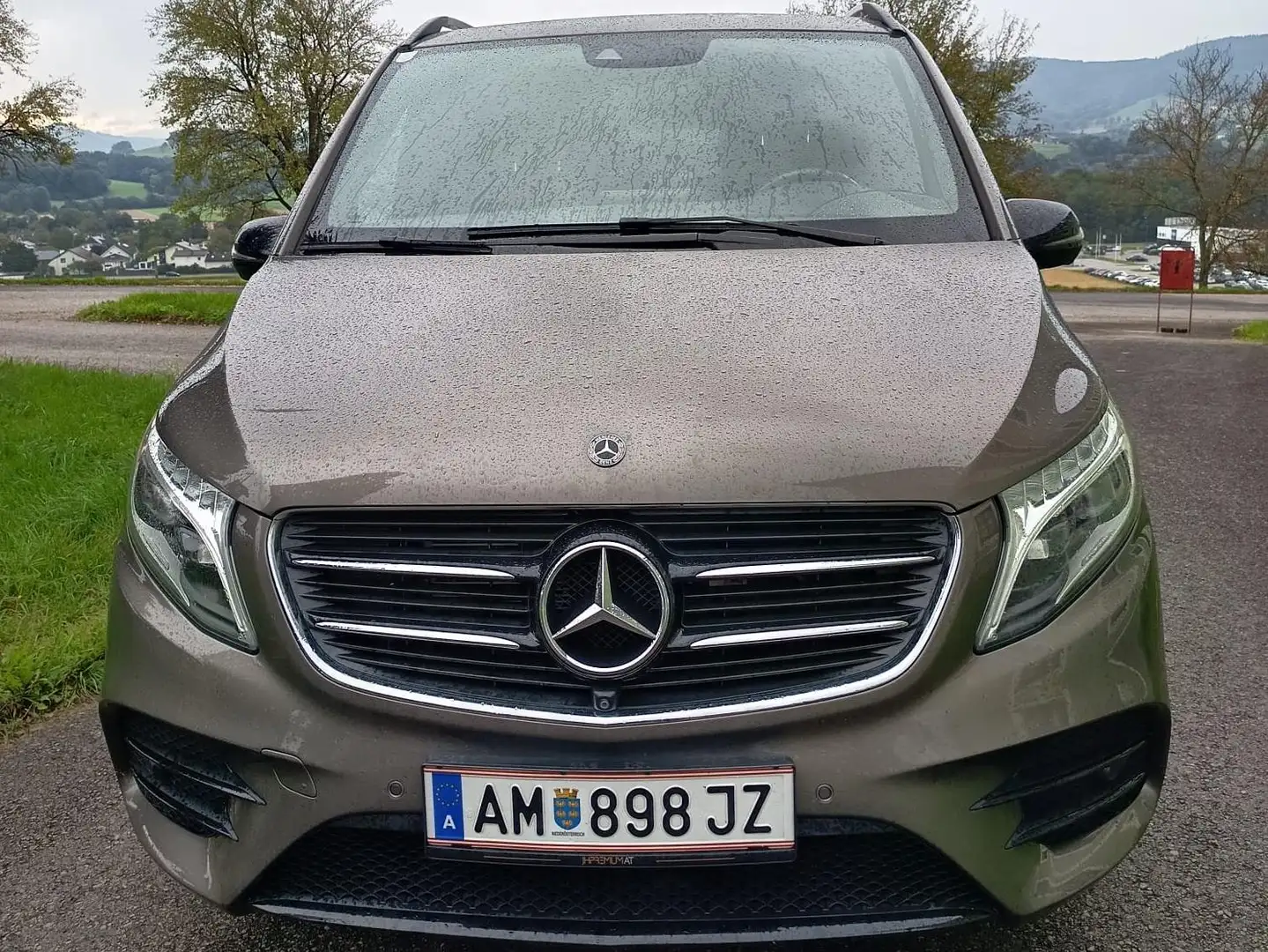 Mercedes-Benz V 250 V 250 d 4-Matic AMG Grau - 2