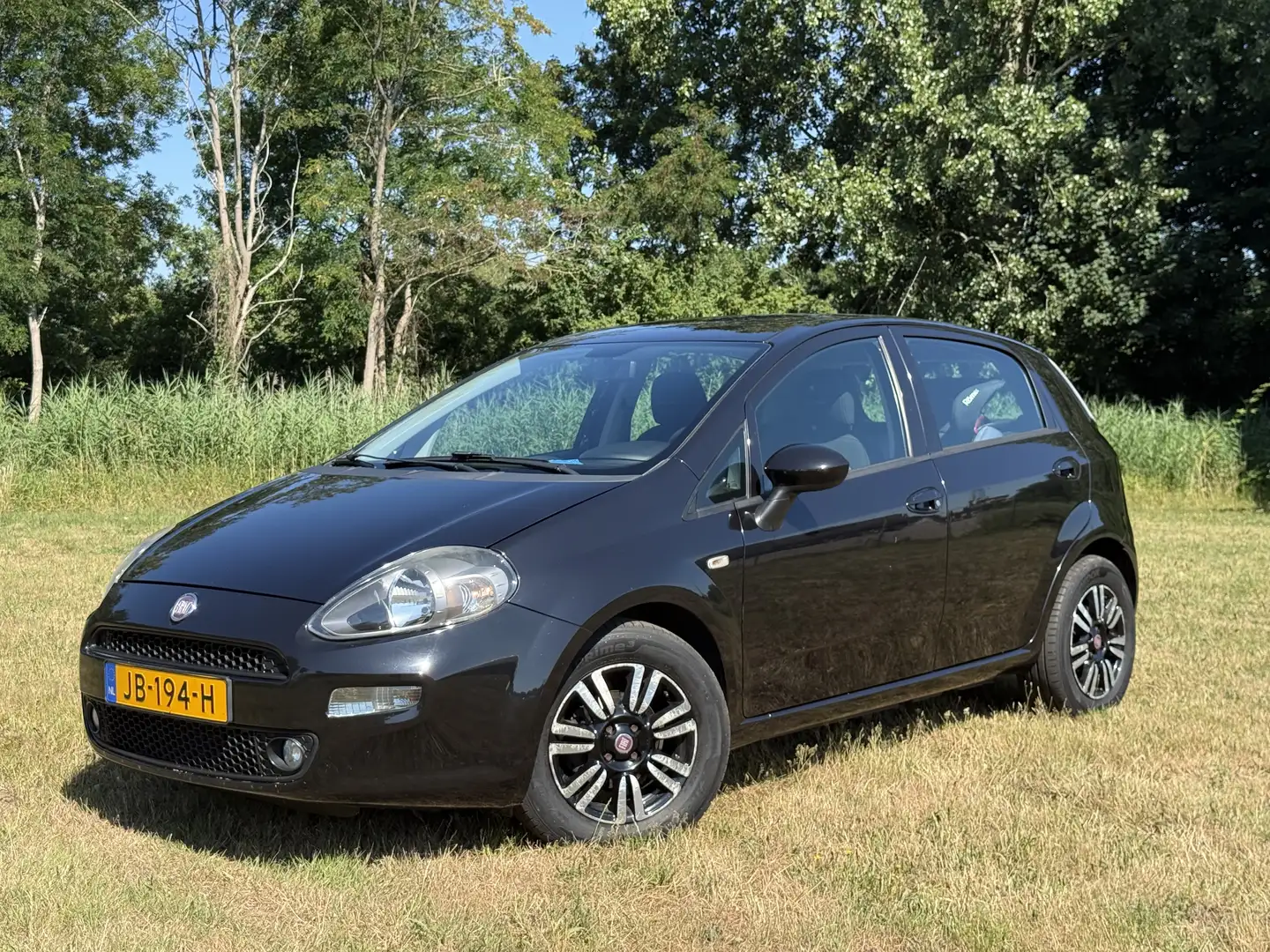 Fiat Punto Punto 0.9 TwinAir Easy Schwarz - 1
