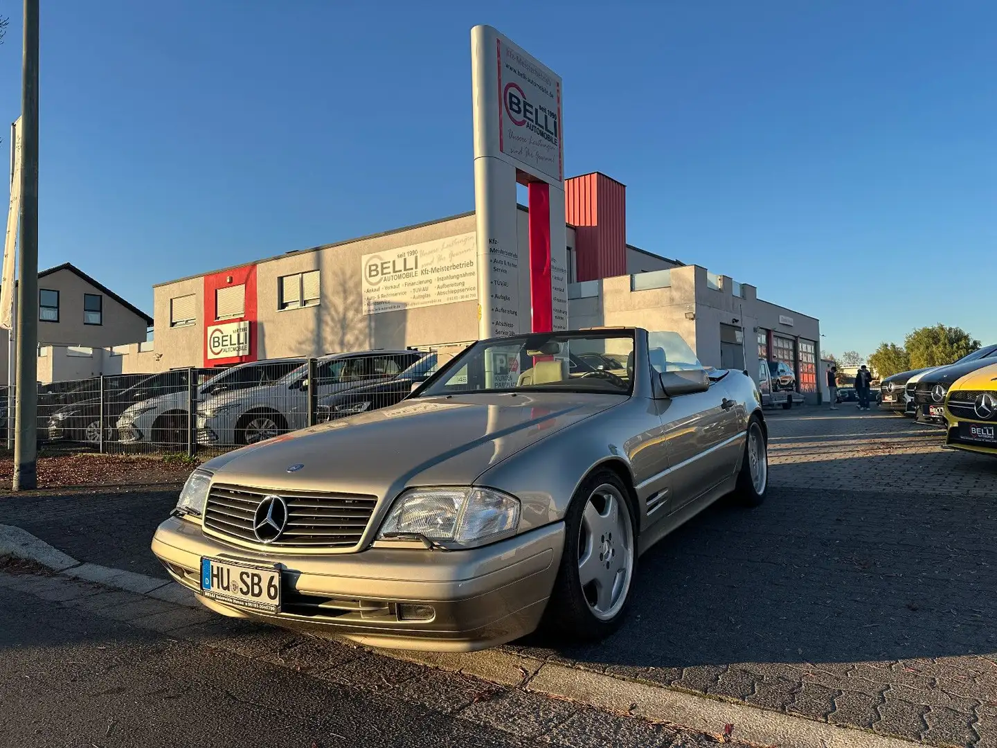 Mercedes-Benz SL 500 R129 18" AMG Motor Revidiert Verdeck Neu Gold - 1