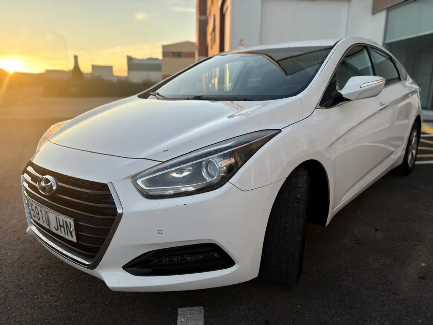 Hyundai i40 1.7CRDI BD Essence 115 Blanco - 2