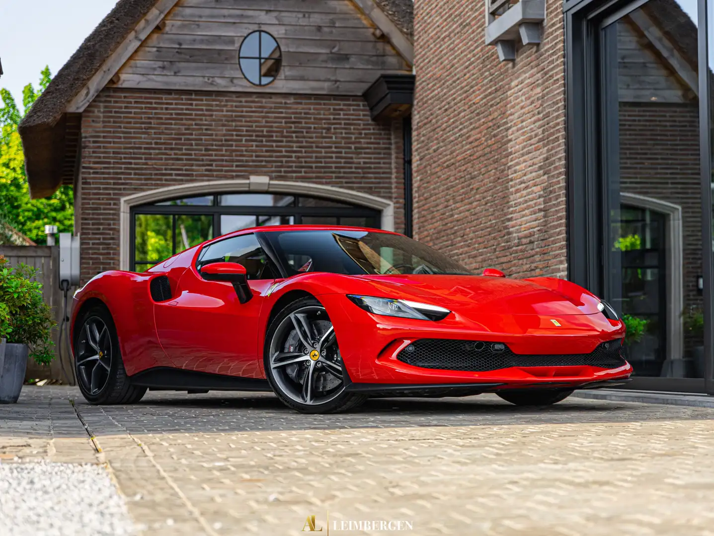 Ferrari 296 GTB / Liftsysteem / Camera / Carbon /Apple Carplay Roşu - 2