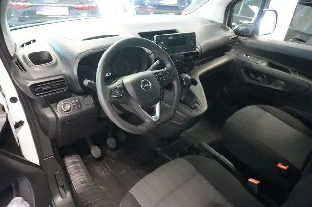 Opel Combo view 7