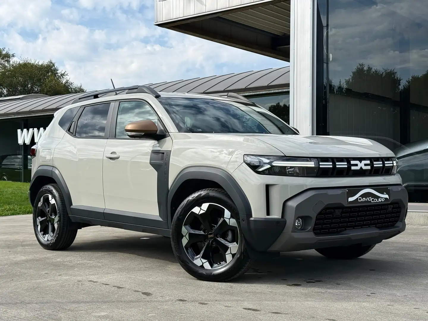 Dacia Duster Extreme, Attelage, Caméra, TVA 21%, CarPlay Gris - 2