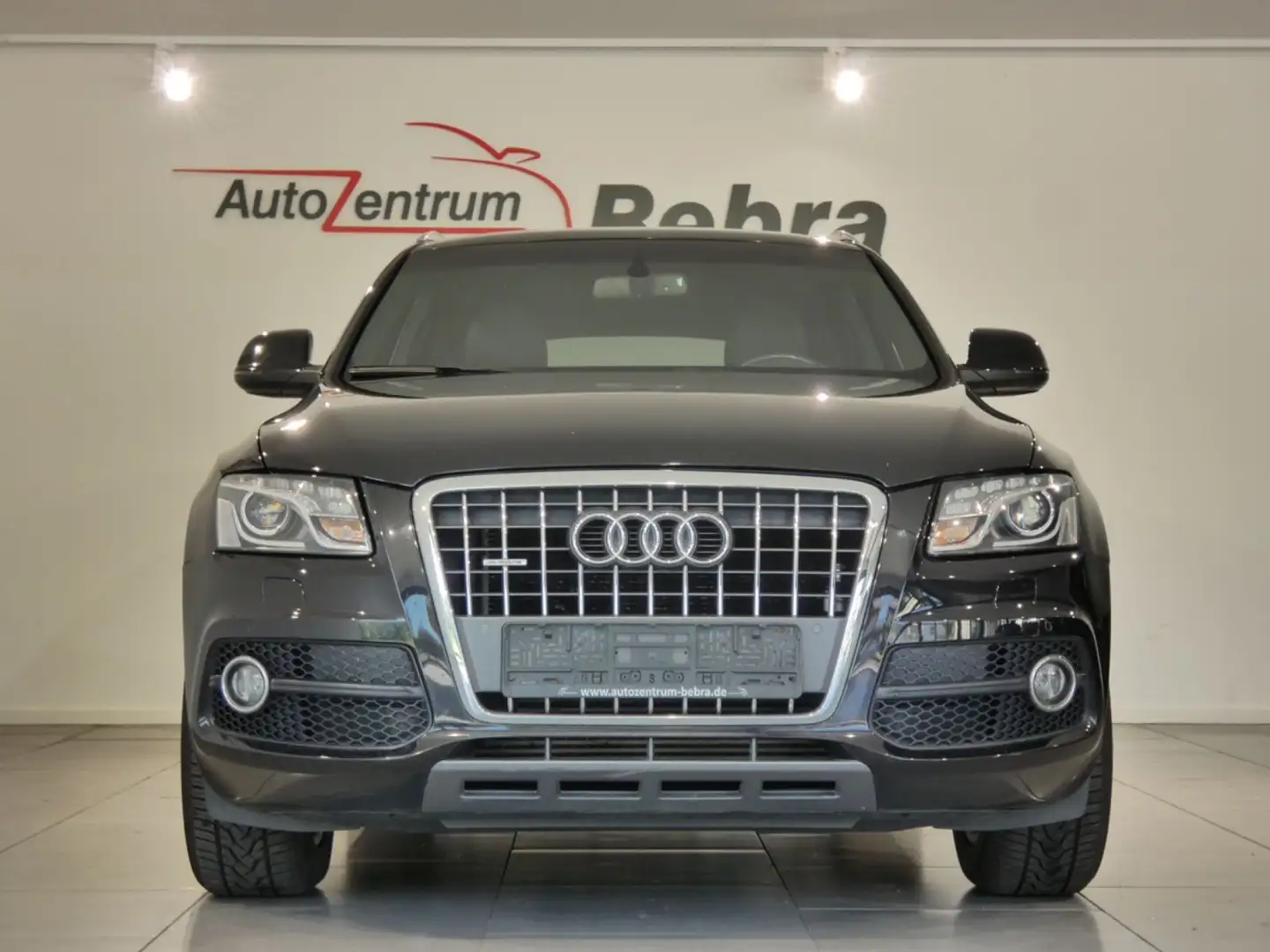 Audi Q5 2.0 TDI  quattro S-Line Xenon/Navi/Leder/SHZ Schwarz - 2