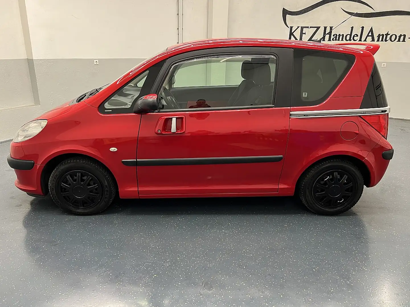 Peugeot 1007 Sporty 1,4 HDI 70  * SOFORT FINANZIERUNG MÖGLICH * Rouge - 2