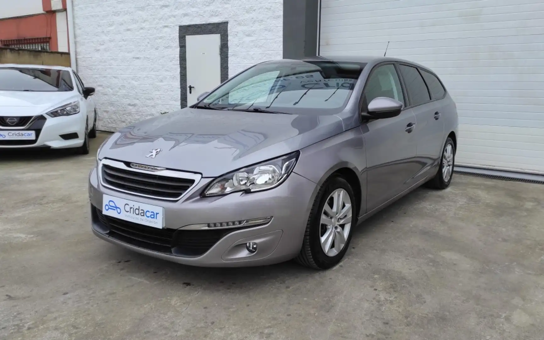 Peugeot 308 SW 1.6 BlueHDi Access 100 Grau - 1