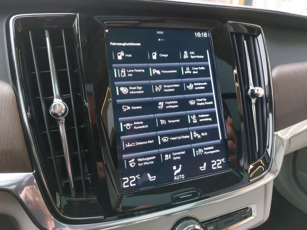 Volvo V90