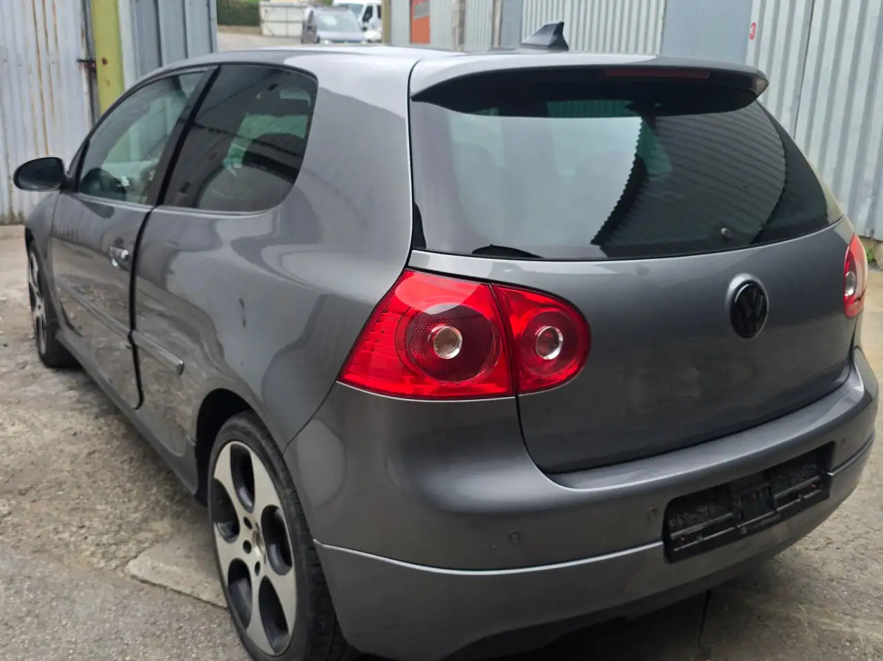 Volkswagen Golf GTI