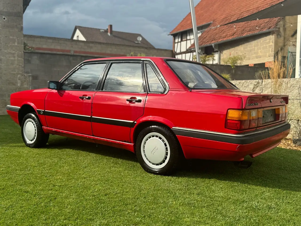 Audi 90
