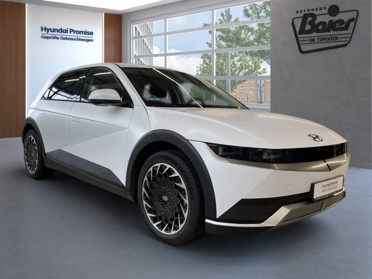 Hyundai IONIQ 5 MJ23 mit Allradantrieb 77,4kWh Batt. TEC Wit - 2