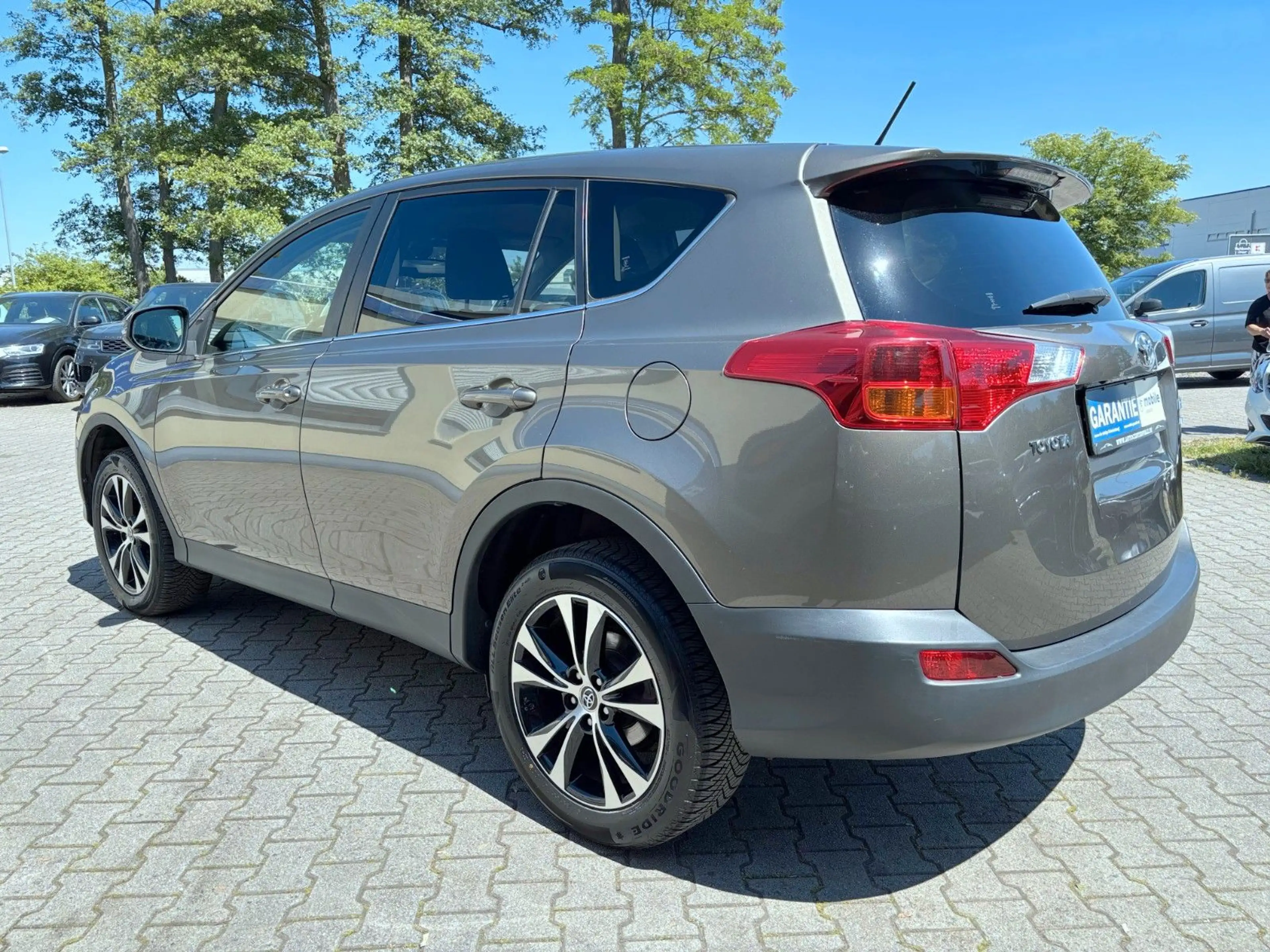 Toyota RAV 4 RAV4 Edition 2014 Automatik*Navi*R-Cam* — photo 12