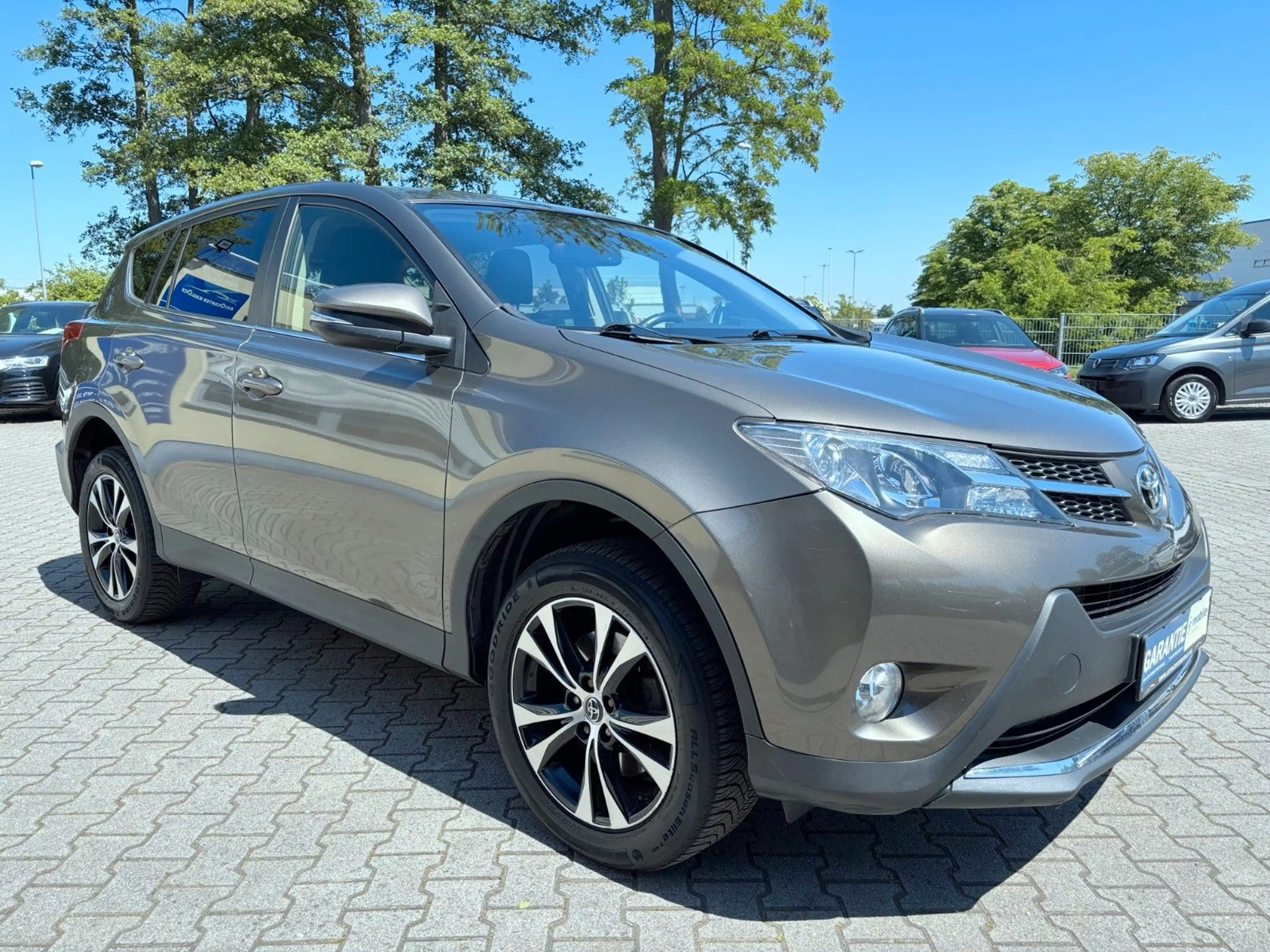 Toyota RAV 4 RAV4 Edition 2014 Automatik*Navi*R-Cam* — photo 4