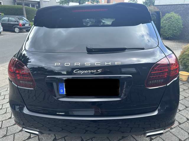 Porsche Cayenne S Diesel Tiptronic mit Porsche Approved - 09/2026
