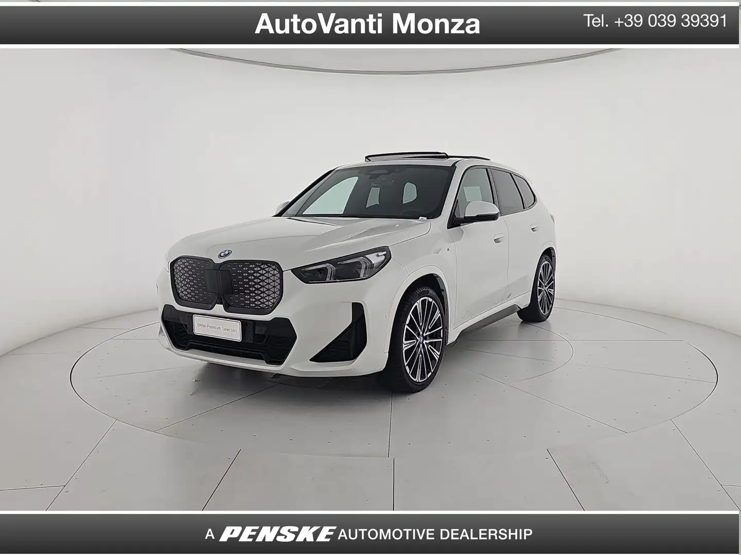BMW iX1 xDrive 30 Msport Blanc - 1
