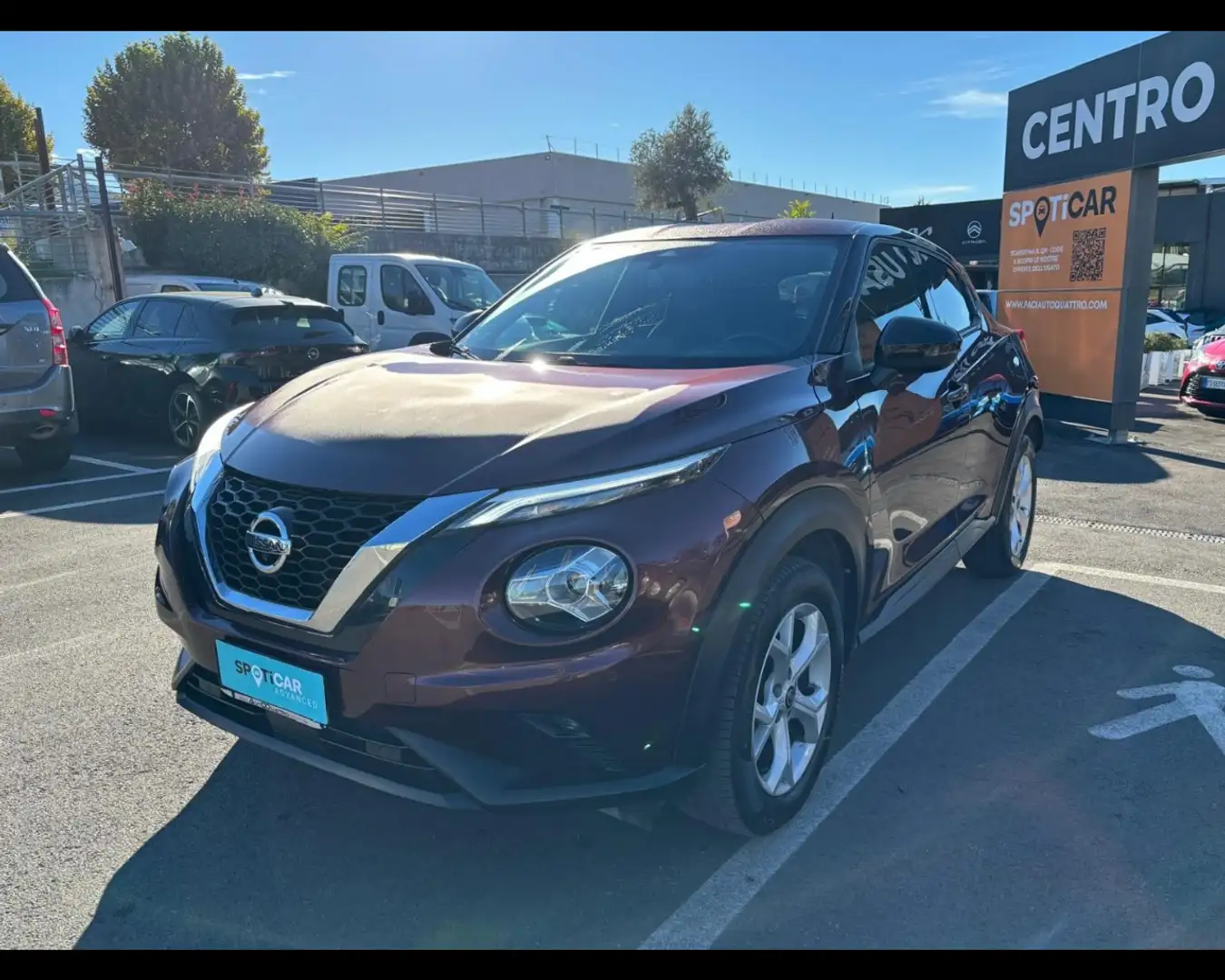 Nissan Juke 1.0 DIG-T N-Connecta Rosso - 1