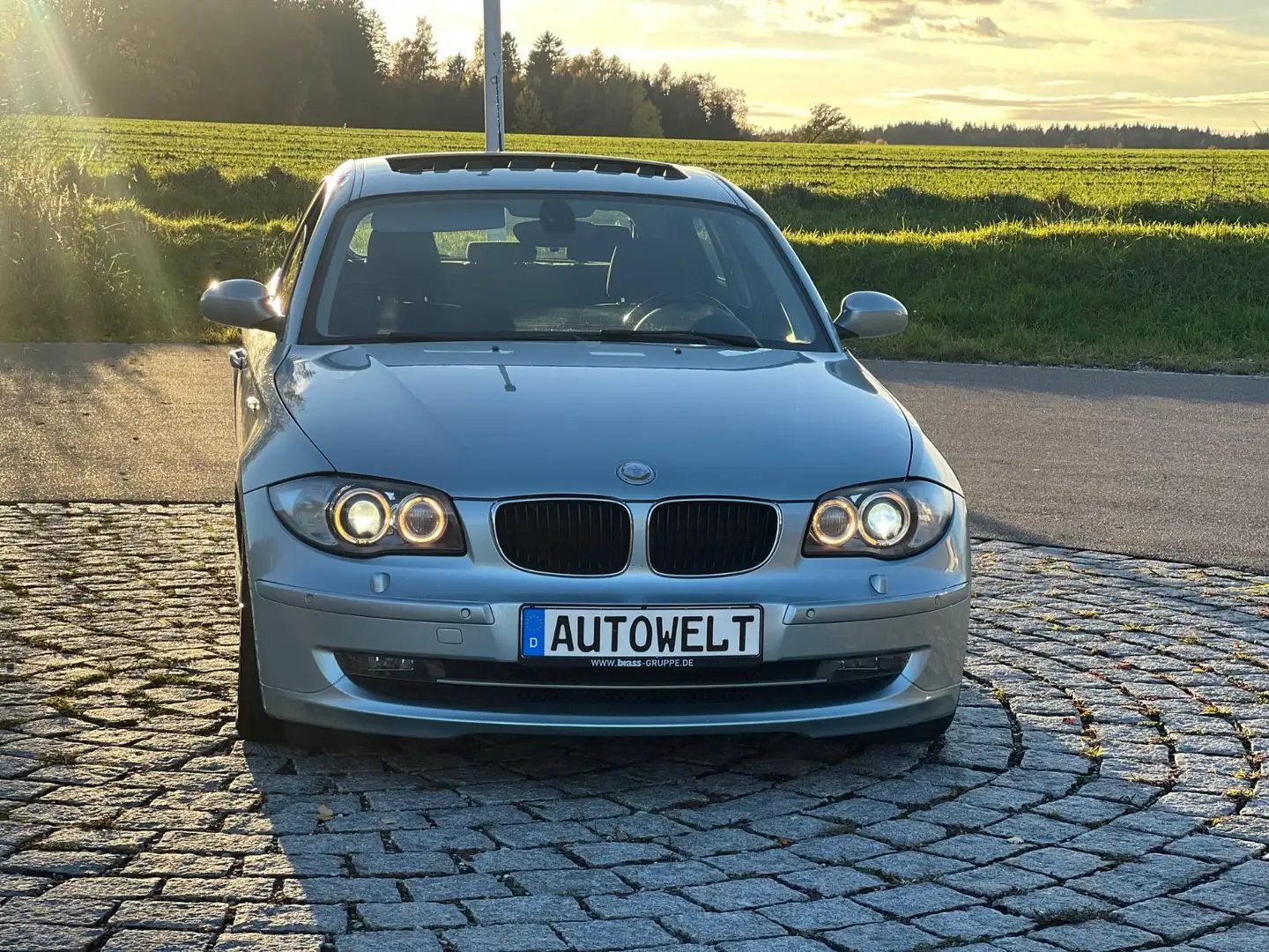 BMW 120 1 Limousine 120i Auto.Xenon Schibedach 4 Tür Zelená - 1