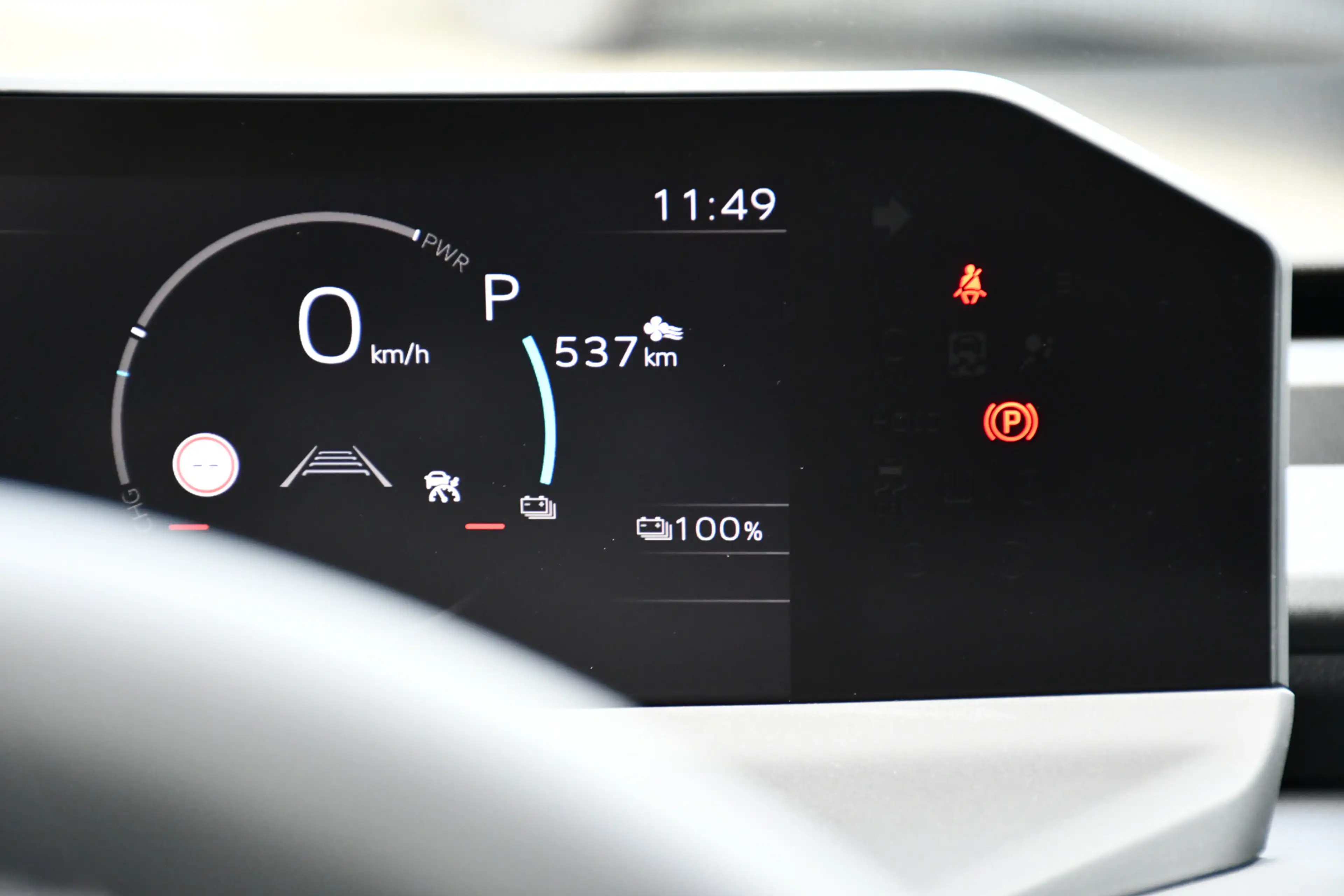 Toyota bZ4X Touring Dynamic 75 kWh 227pk | Alarm klasse 3 | Do — photo 6
