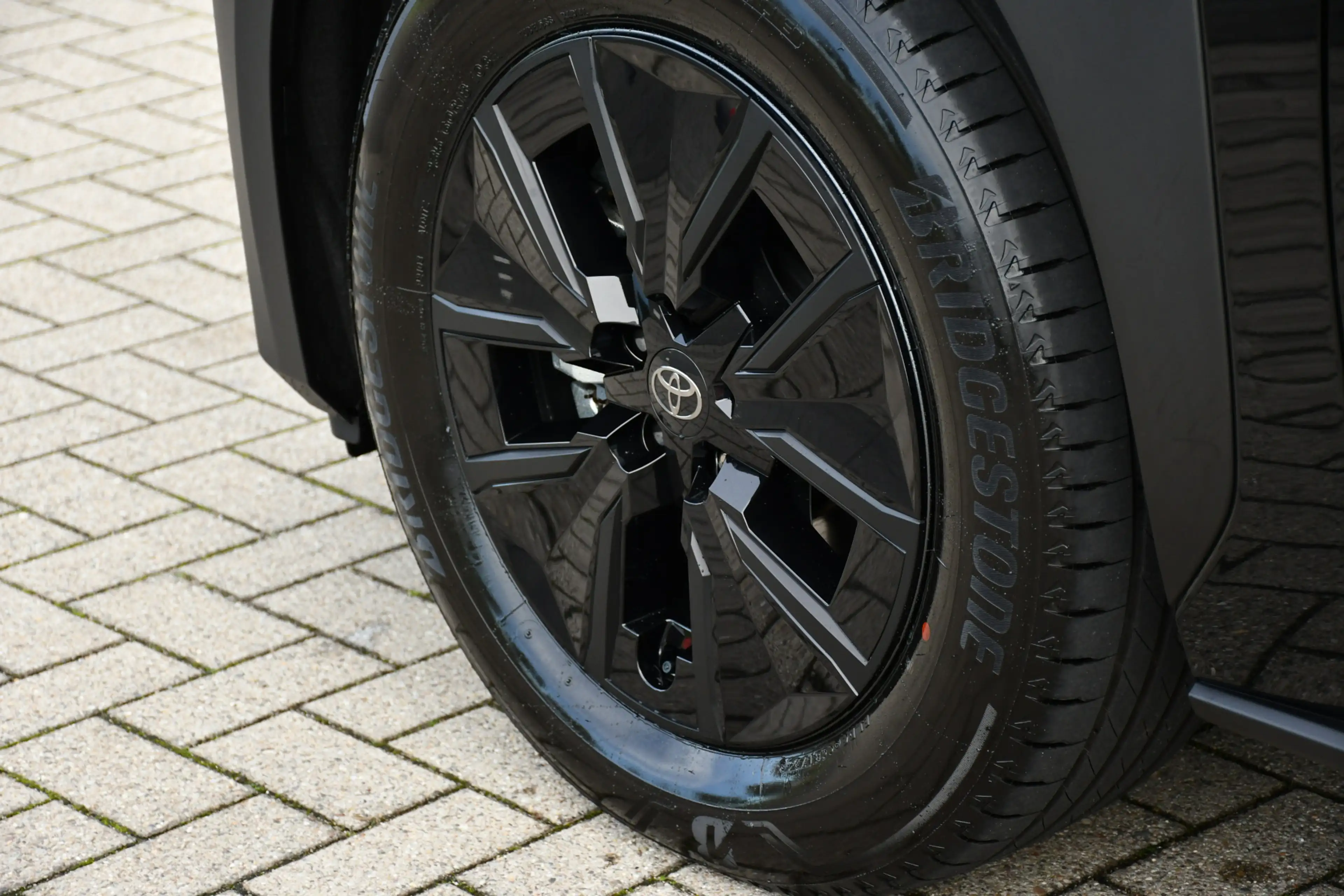 Toyota bZ4X Touring Dynamic 75 kWh 227pk | Alarm klasse 3 | Do — photo 13