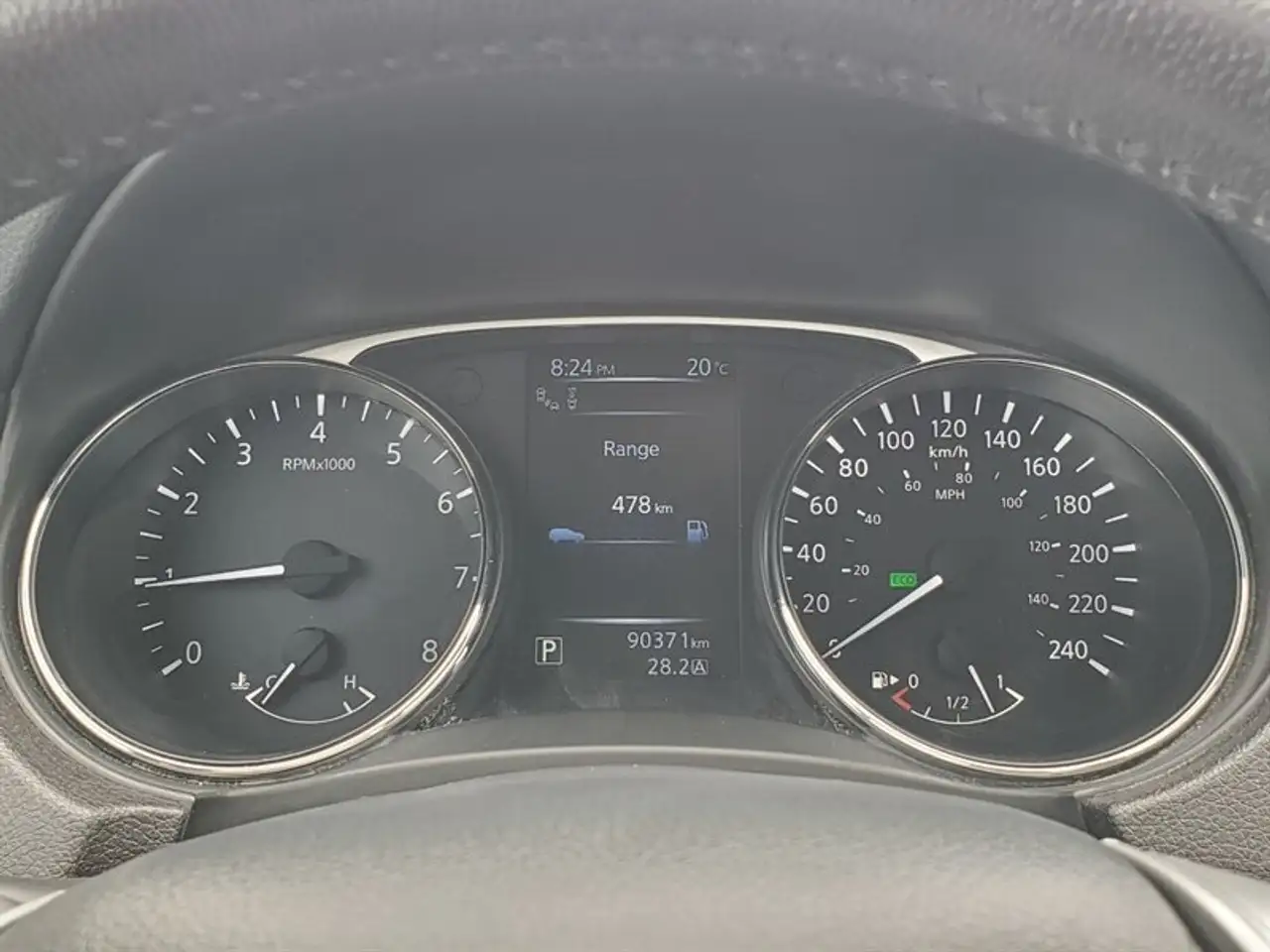 Nissan Rogue снимка Nissan Rogue