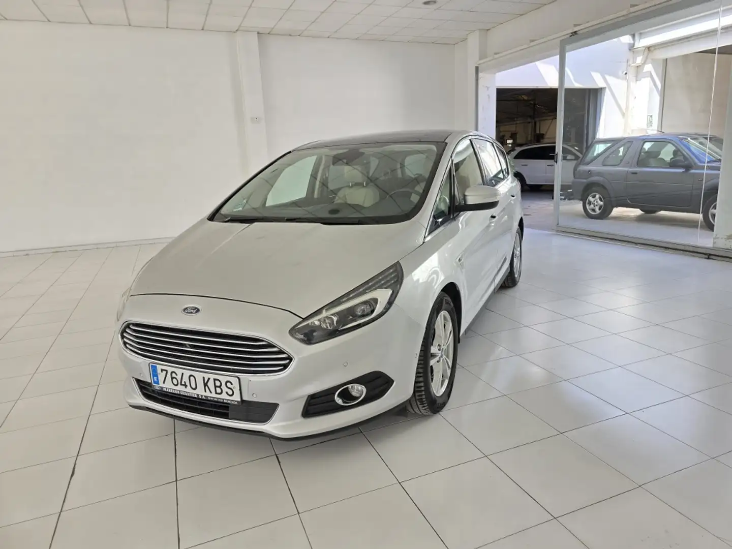 Ford S-Max Vignale 2.0TDCi Powershift 150 Gris - 1
