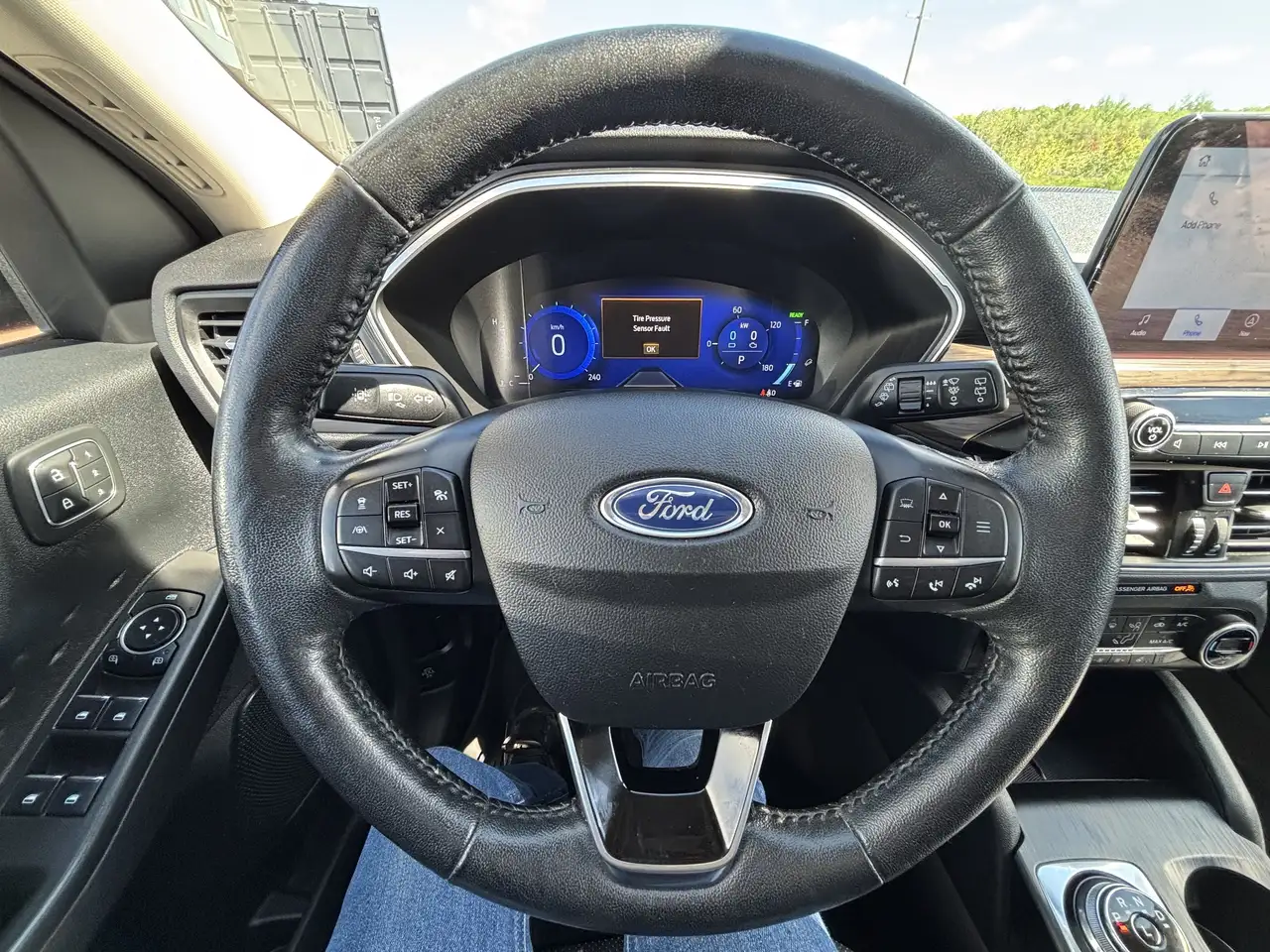 Ford Escape снимка Ford Escape