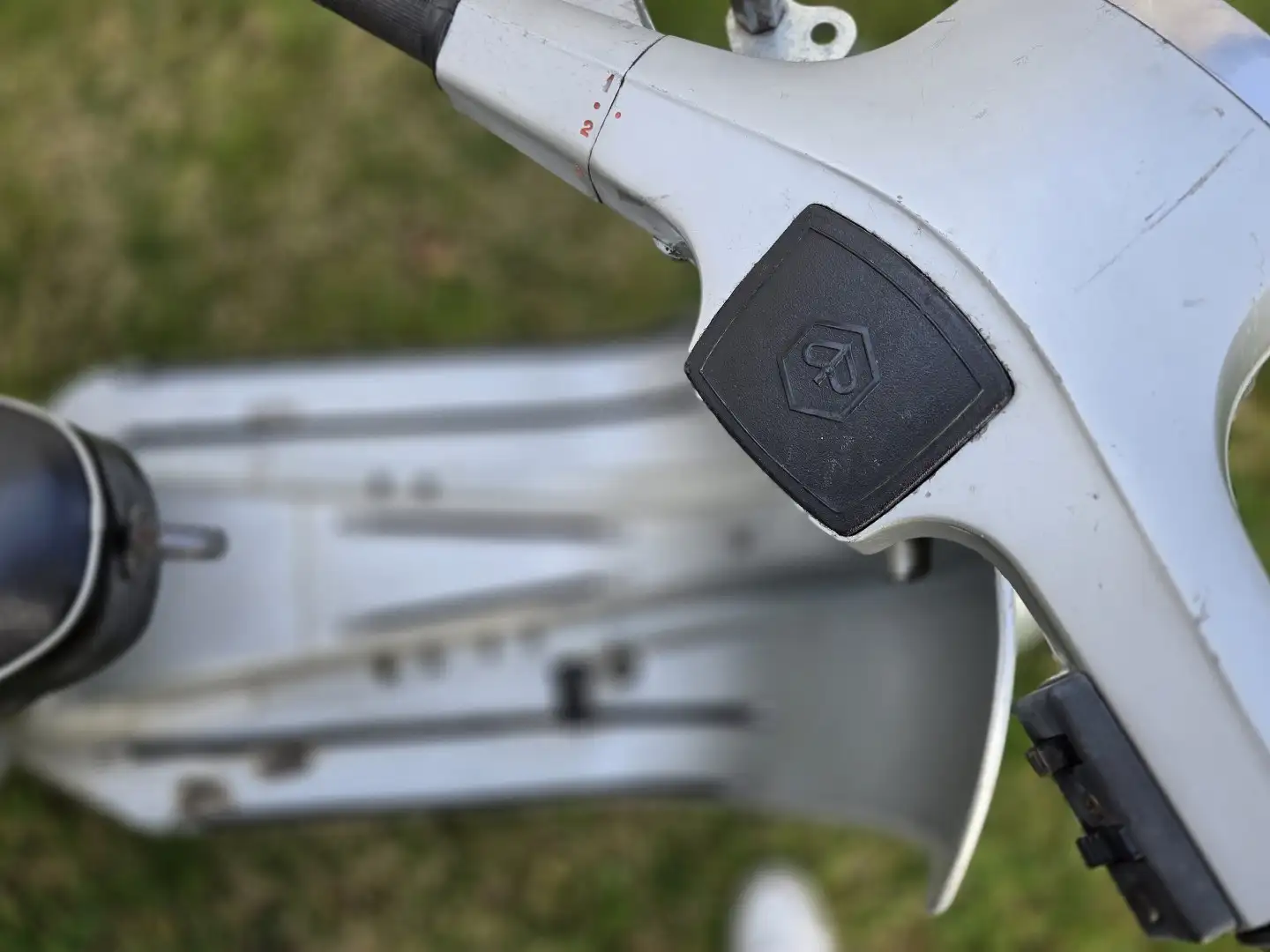 Vespa Special 50 Grigio - 1